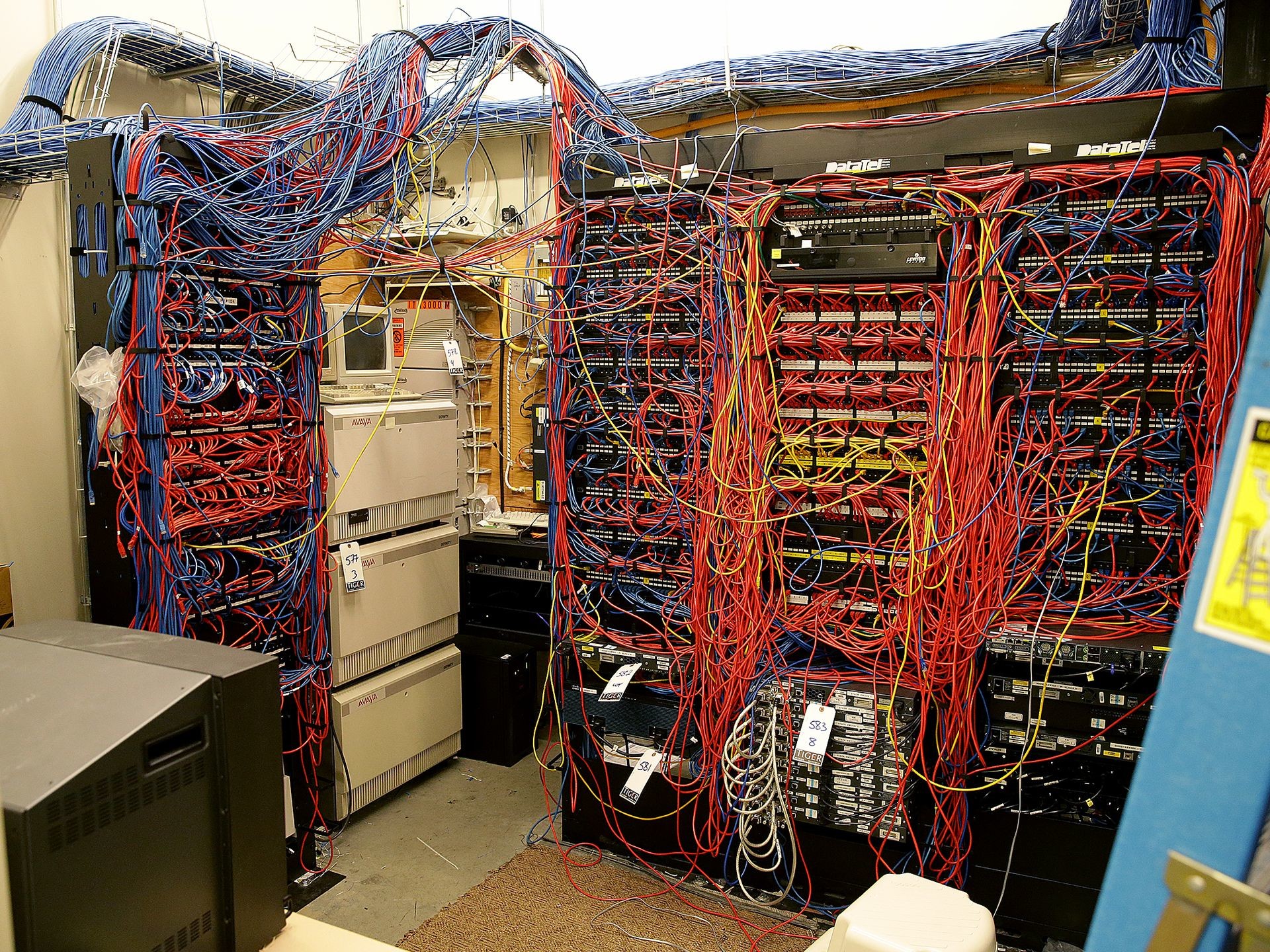 server inside itt tech