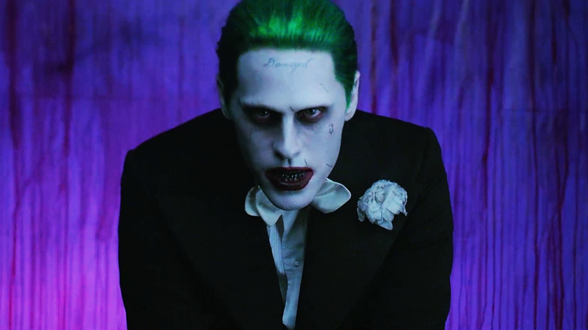 7. The Joker's blonde hair in the film "Suicide Squad" - wide 1