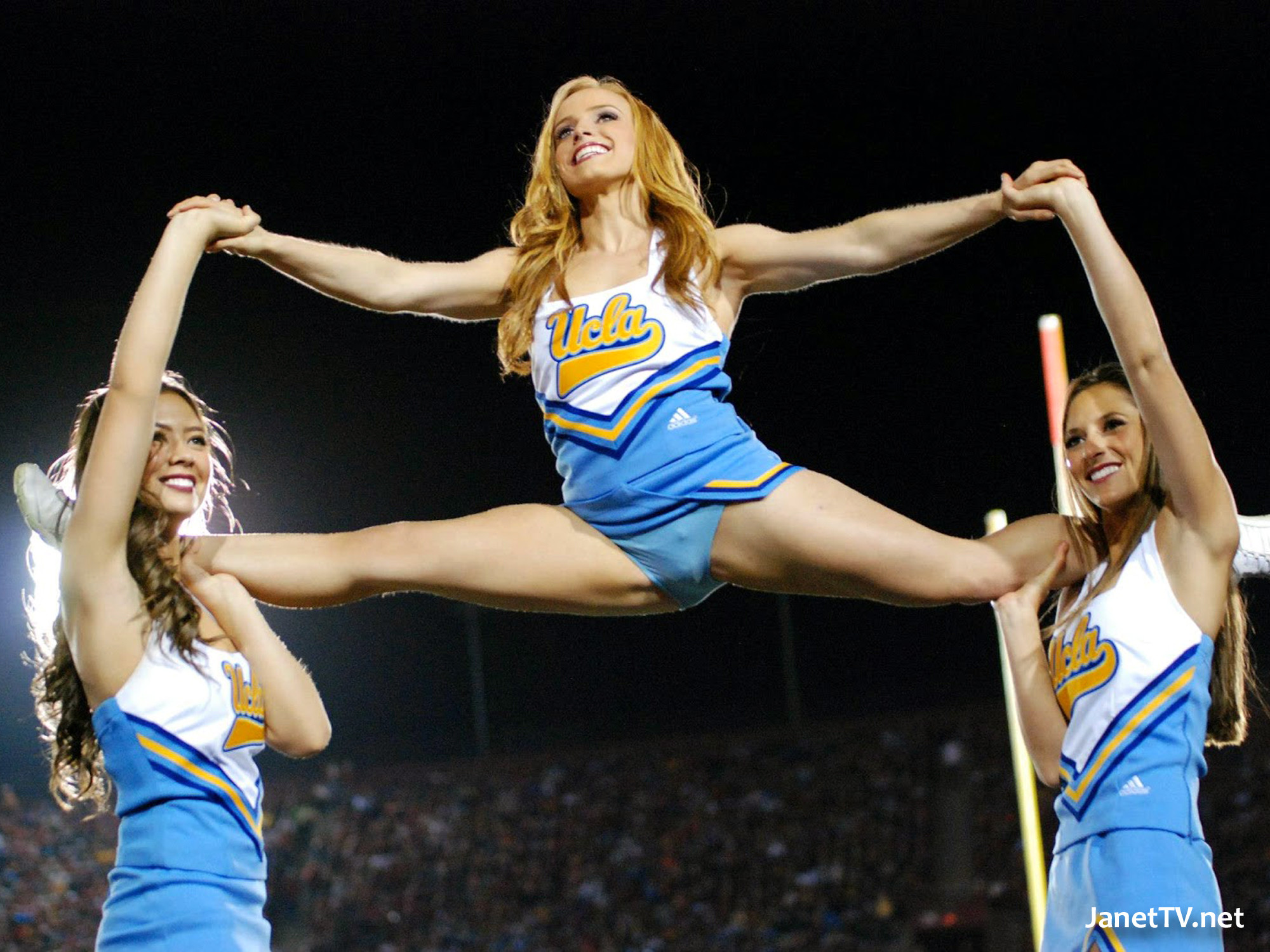 Cheerleader upskirts