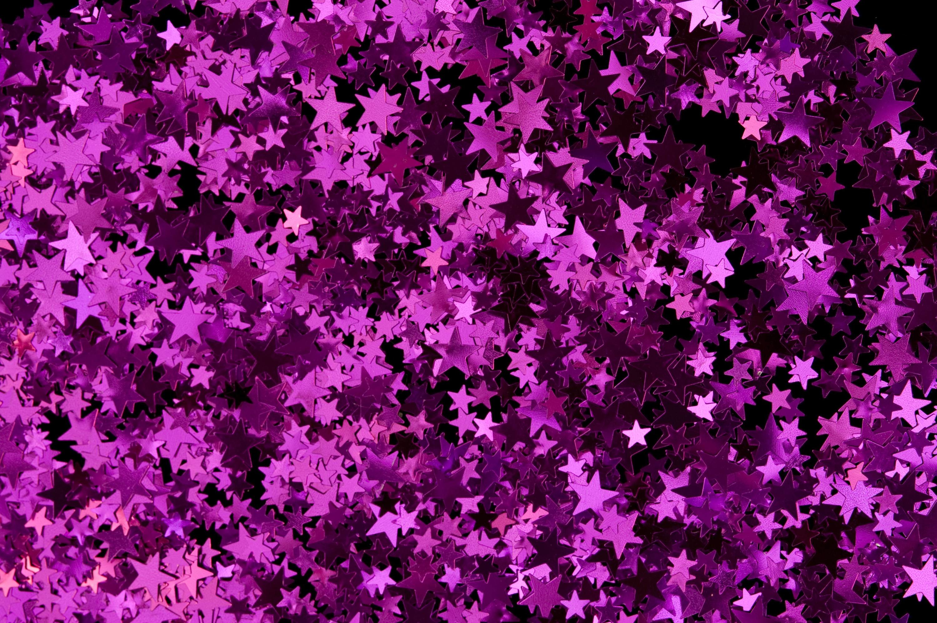 Purple glitter wallpaper
