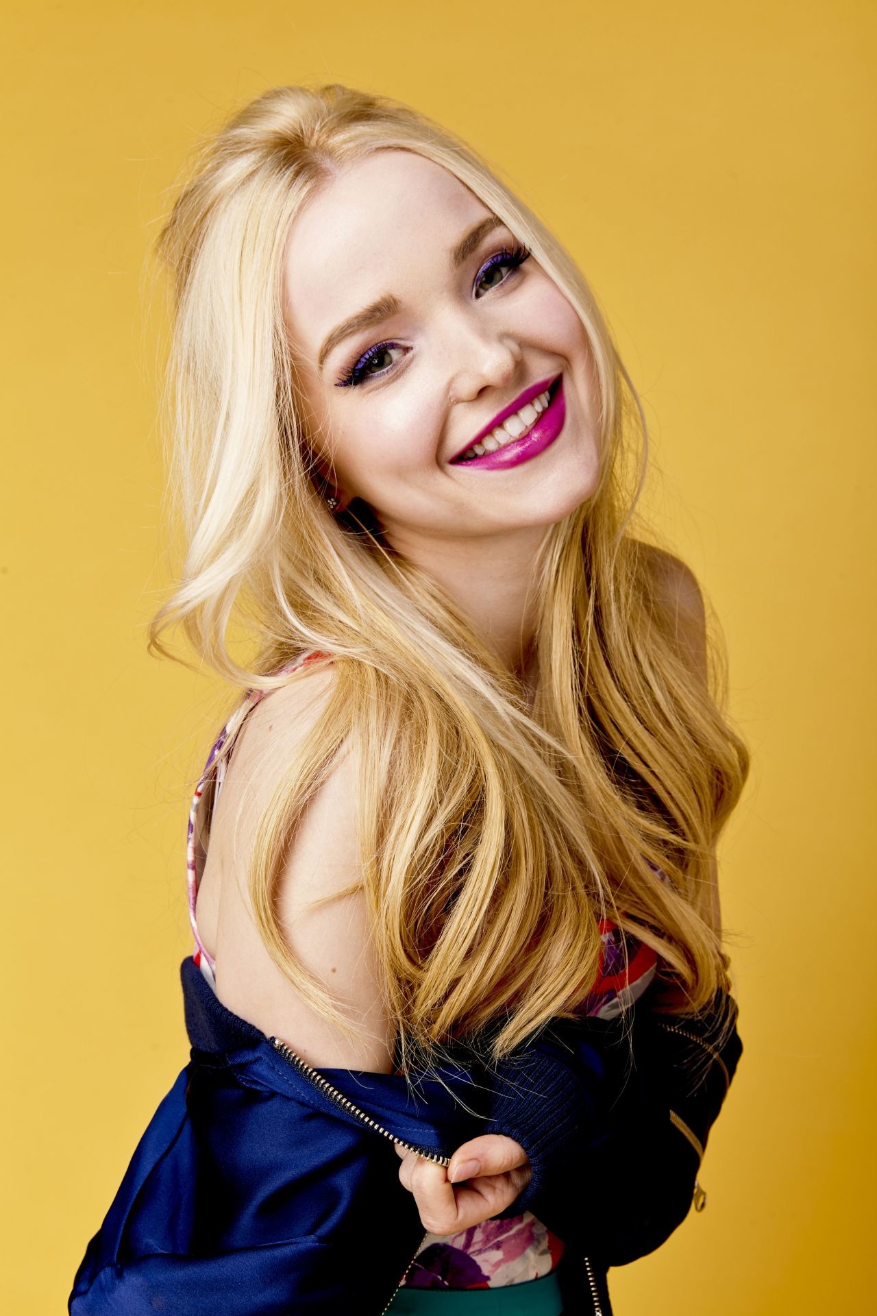 Dove Cameron Wallpapers (73+ images)