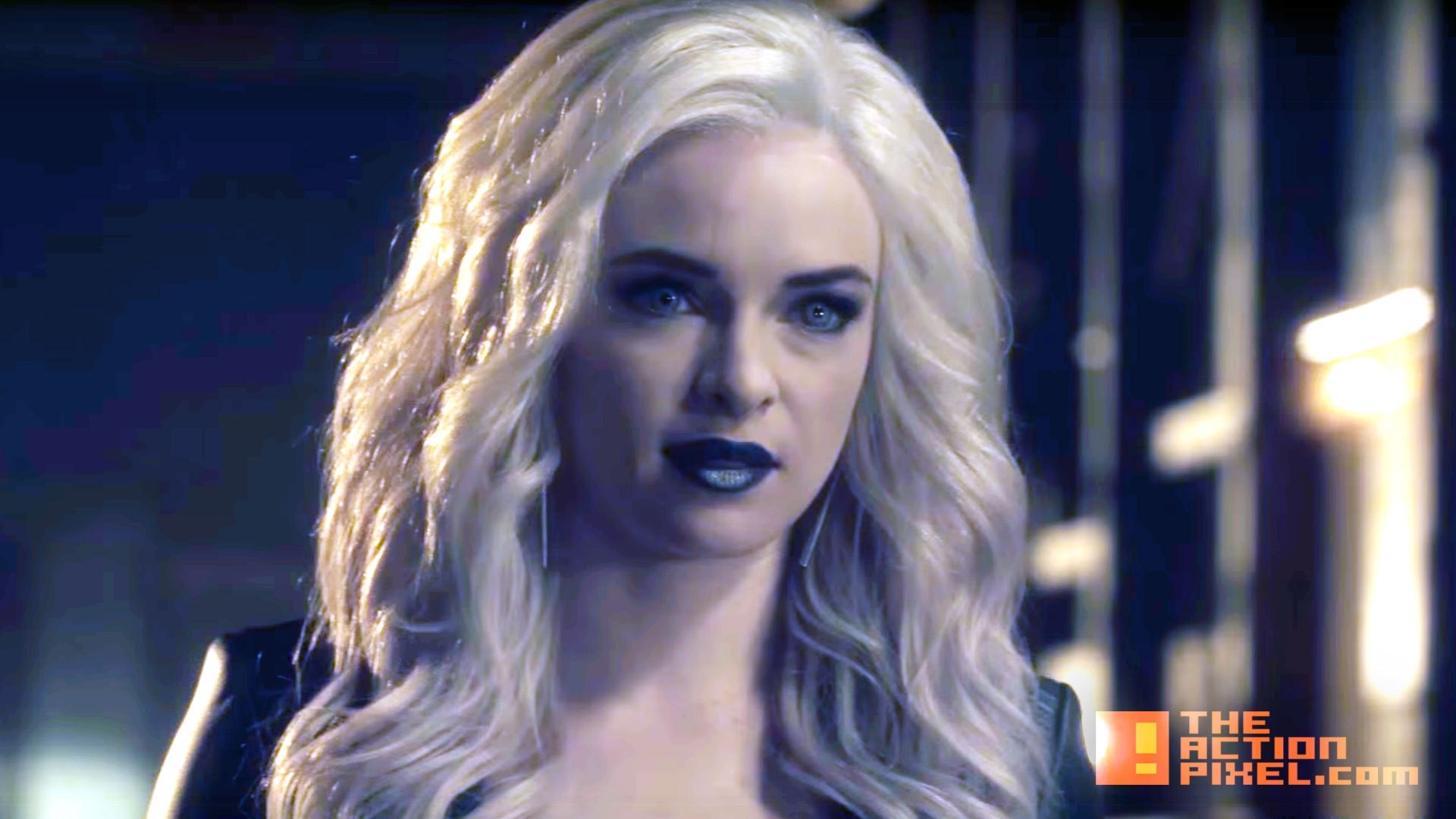 1920x1080 The CW shows off its pretty messed up trailer for the mid-season return of  The Flash, giving us a look of Killer Frost.