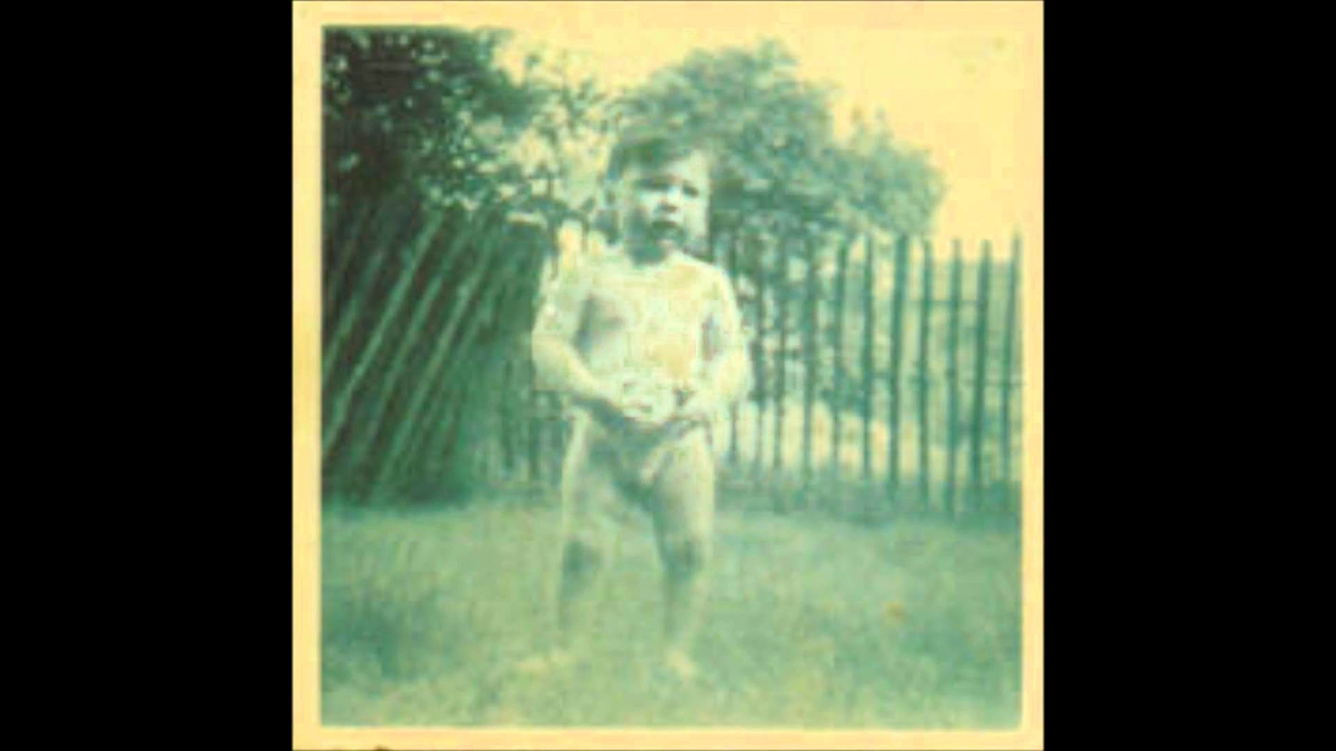 1920x1080 Childhood photos of Sid Vicious