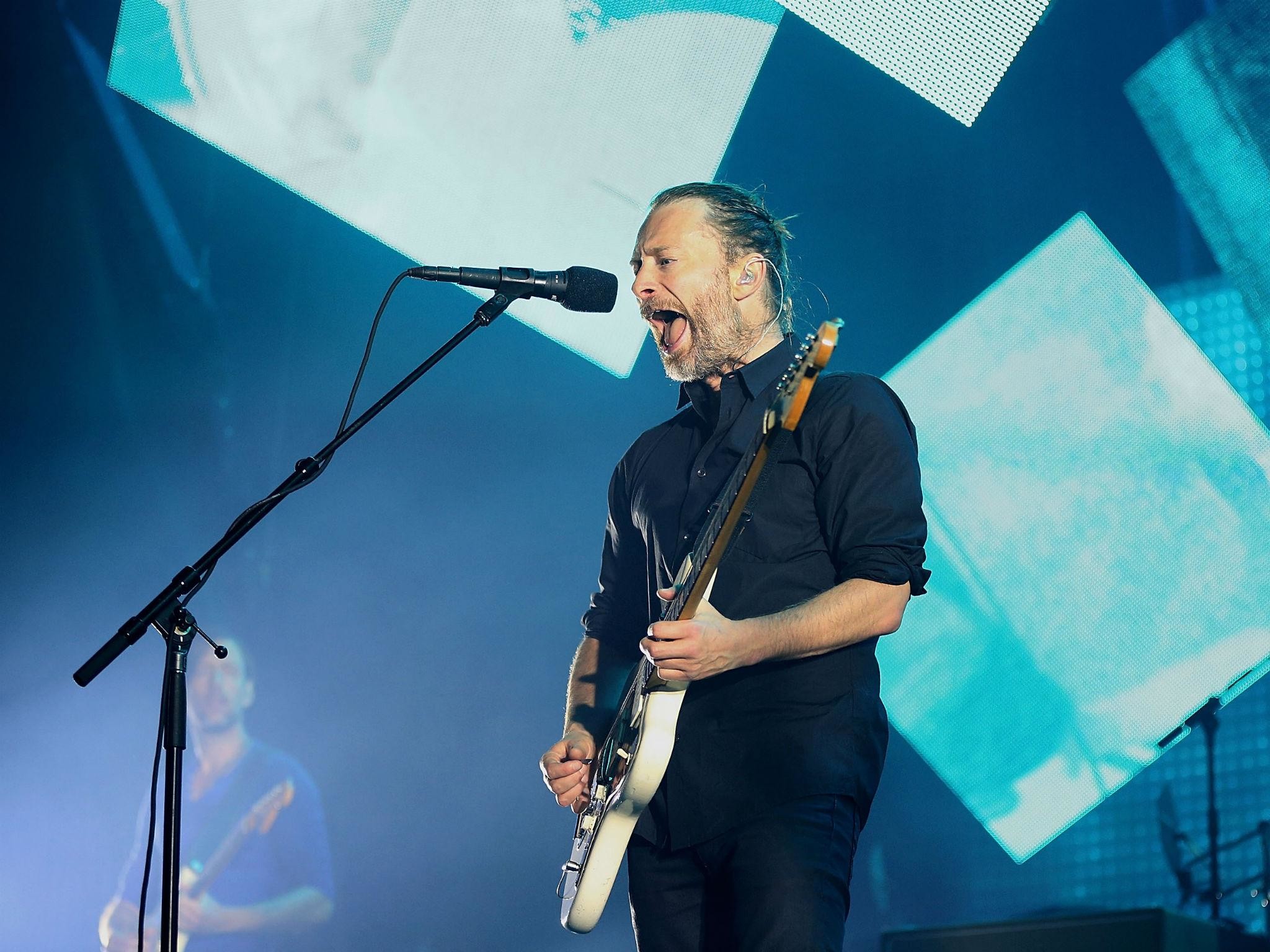2048x1536 Radiohead are releasing a new album of B-sides and unheard tracks