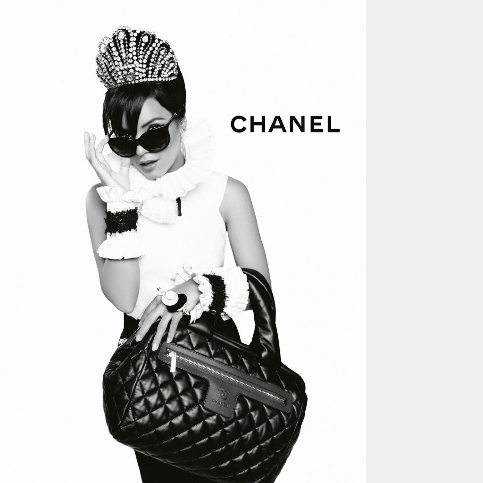 2048x2048 Preview wallpaper chanel, lily allen, girl, bag, sunglasses, high fashion  