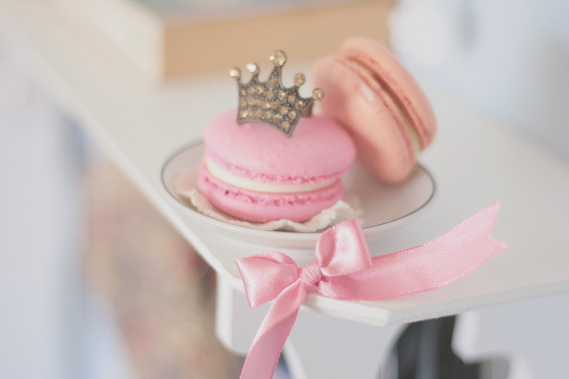 1920x1280 Filename: mood-food-sweet-cake-cookies-pink-crown-dish-bow-belt-background- wallpaper-hd-wallpapers-full-yum-yum.jpg