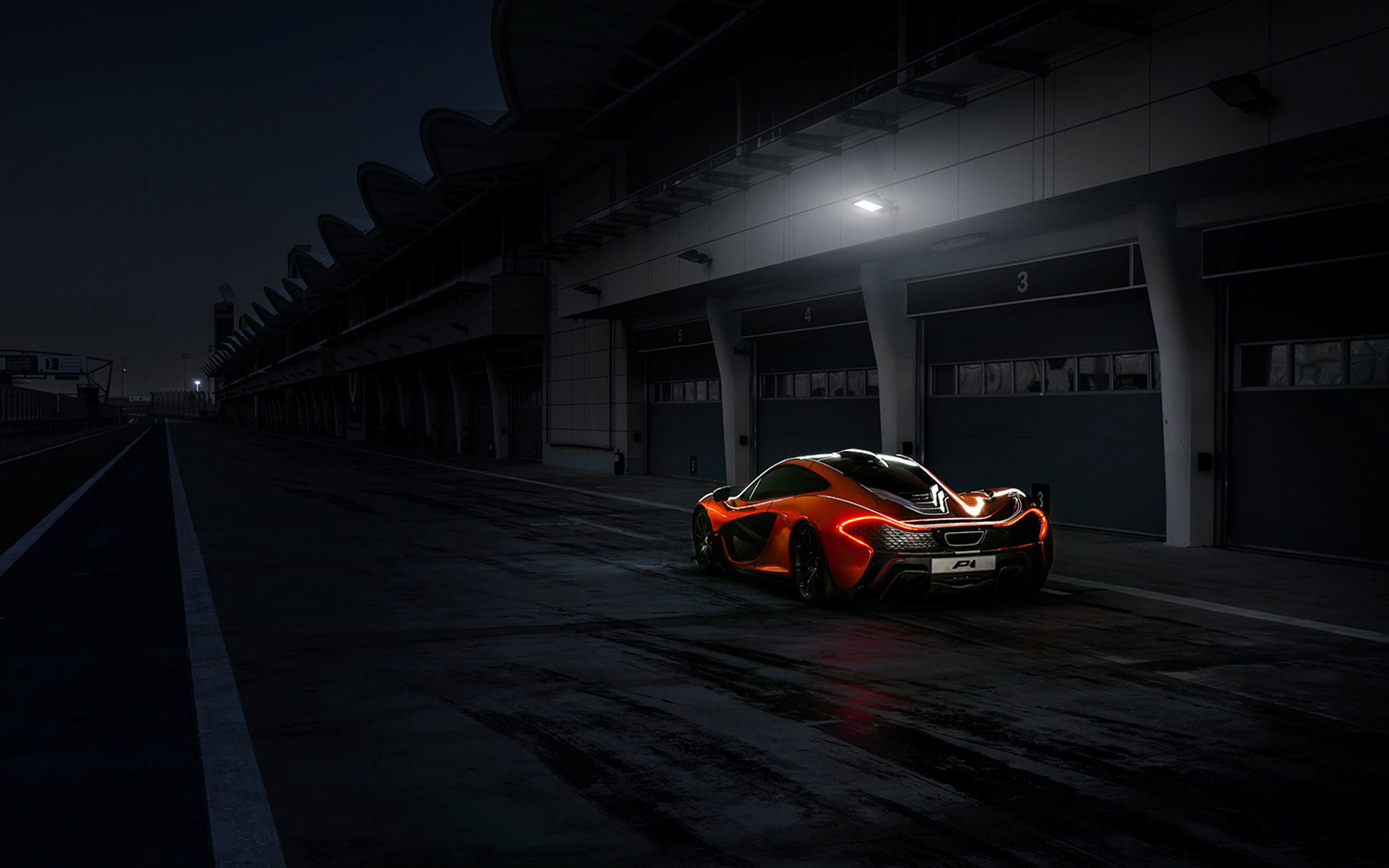 2560x1600 McLaren P1 2013