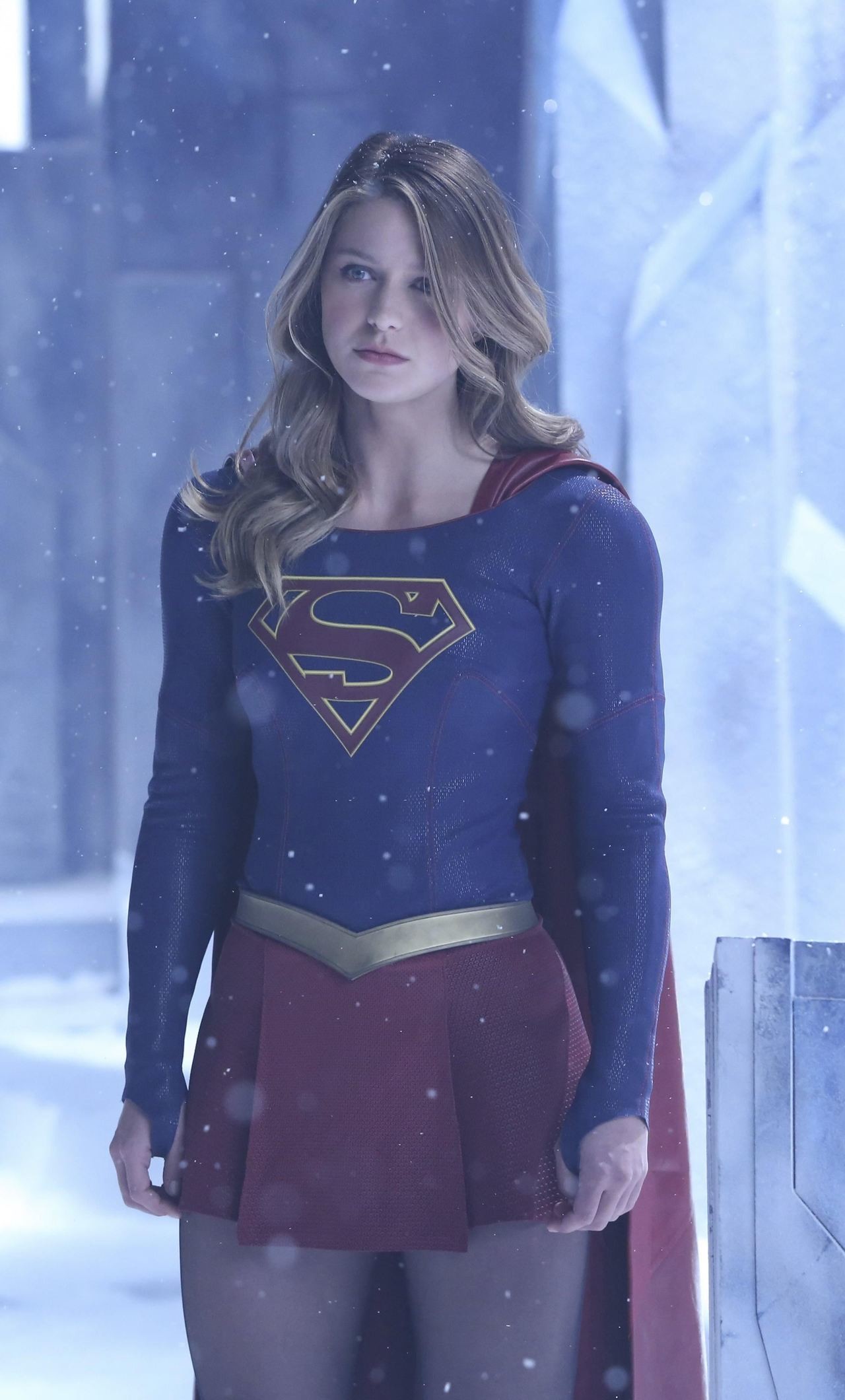 1280x2120 750x1334 Wallpaper Supergirl, back view 1920x1440 HD Picture, Image">