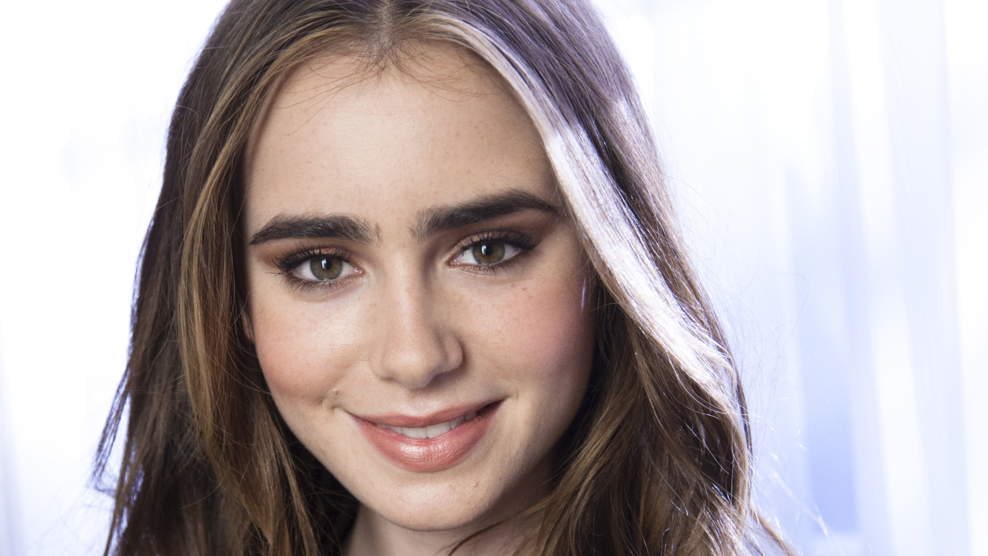 1920x1080 Top HD Lily Collins Wallpapers OEF HD Quality Character Daisy