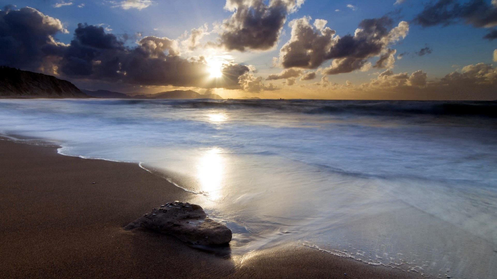 1920x1080 Beaches - Nature Sunset Splendor View Rays Sand Ocean Reflection Sun  Beautiful Peaceful Waves Clouds Beauty