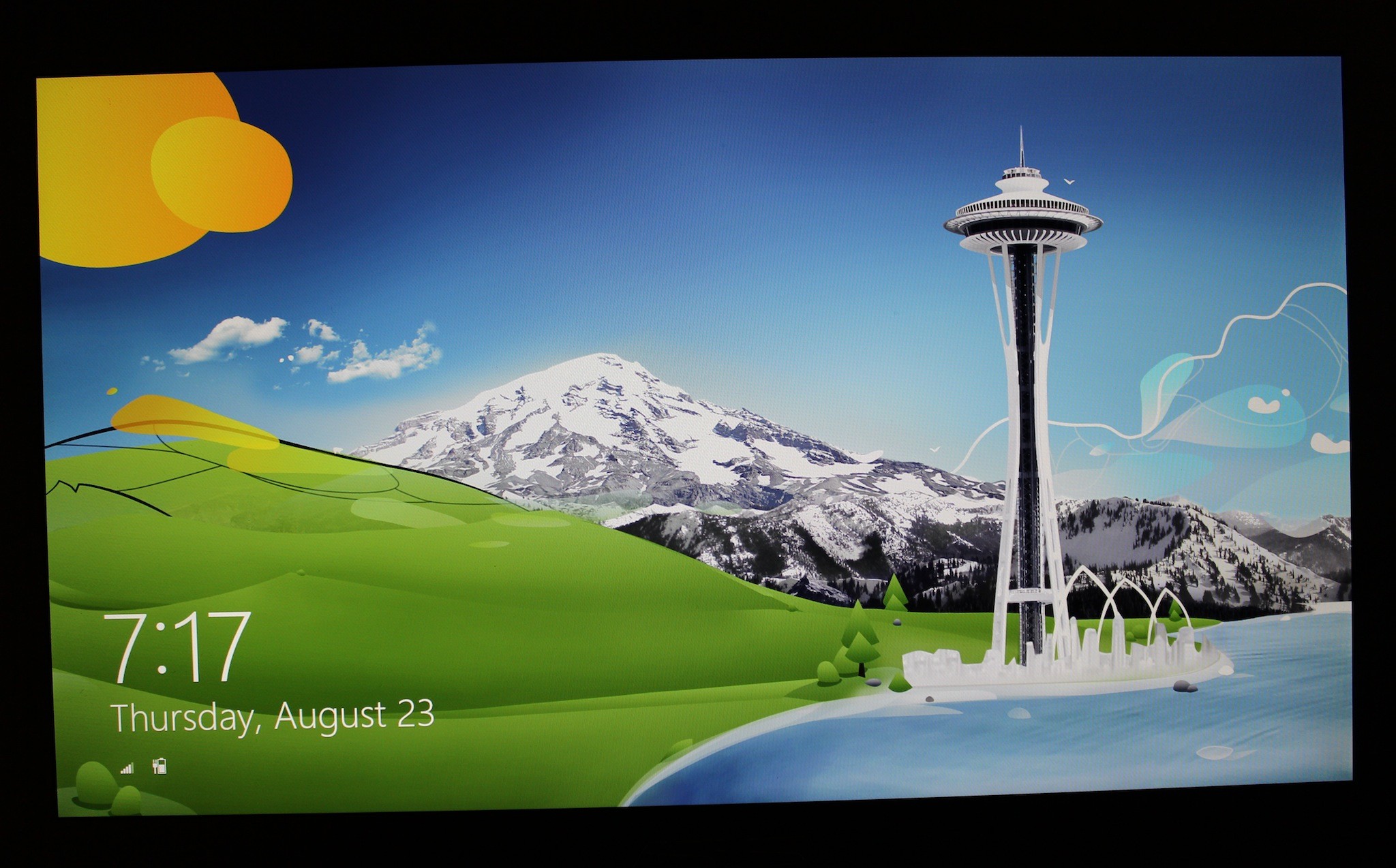 2048x1274 on, using one of the colorful login screen wallpapers from Windows 8 .
