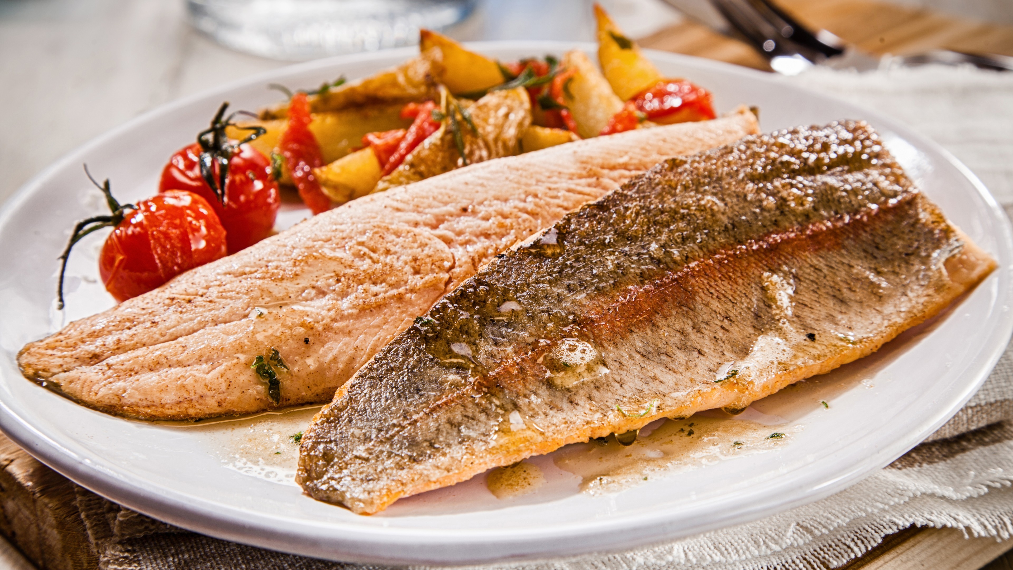 3840x2160 Fish, Plate, Seafood, Vegetables
