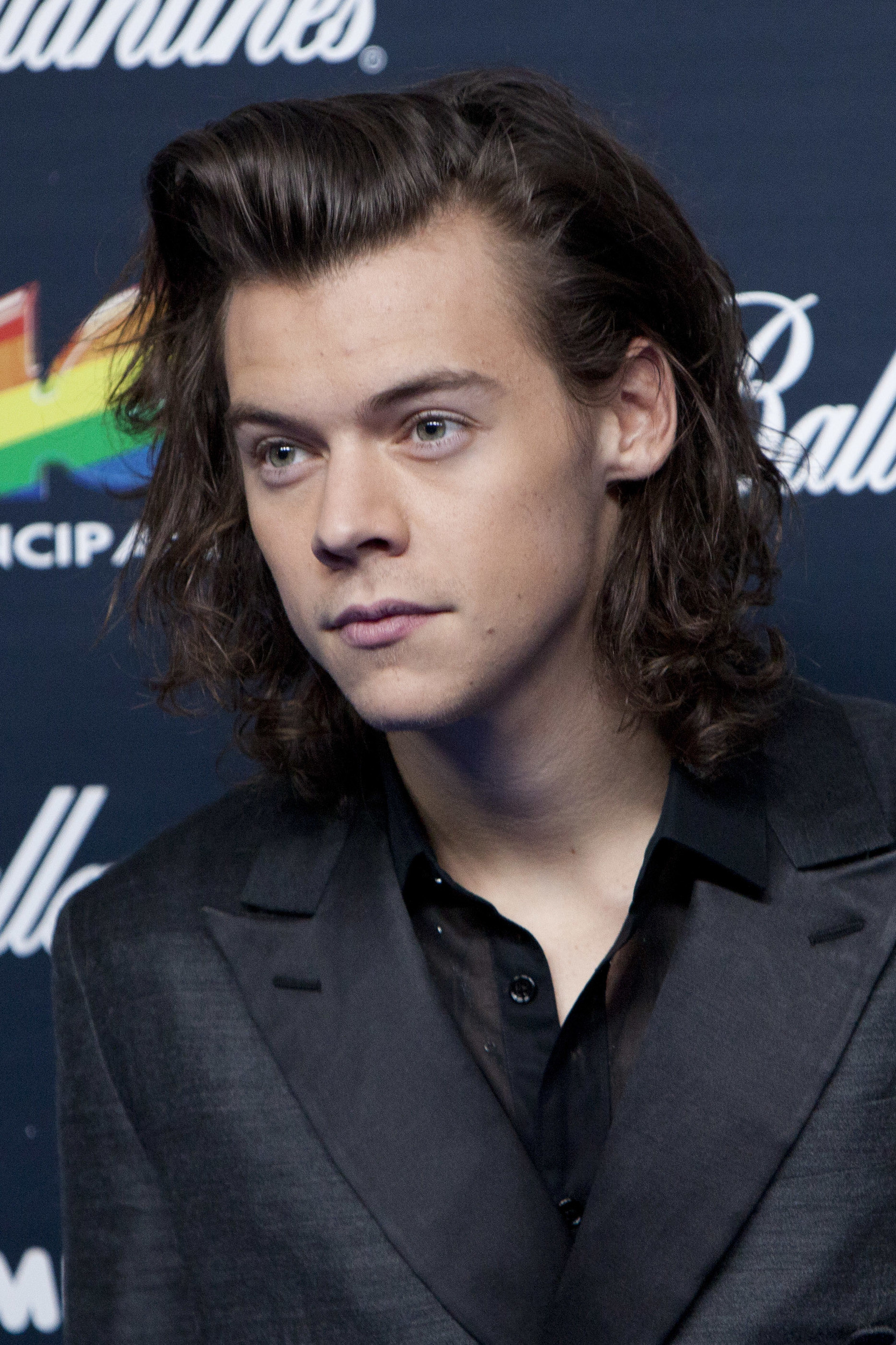 1666x2500 ... Wallpapers of Harry Styles ...