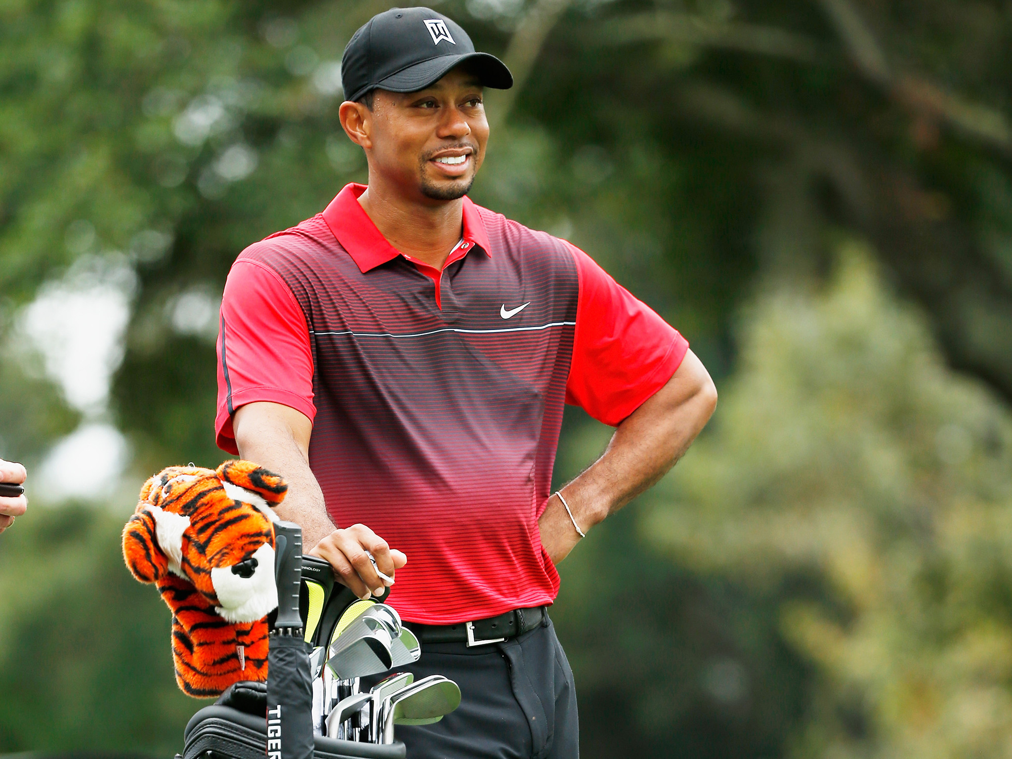 2048x1536 Tiger Woods was a total bro to the golfer his ex-caddie shamelessly bullied  - CLICKON