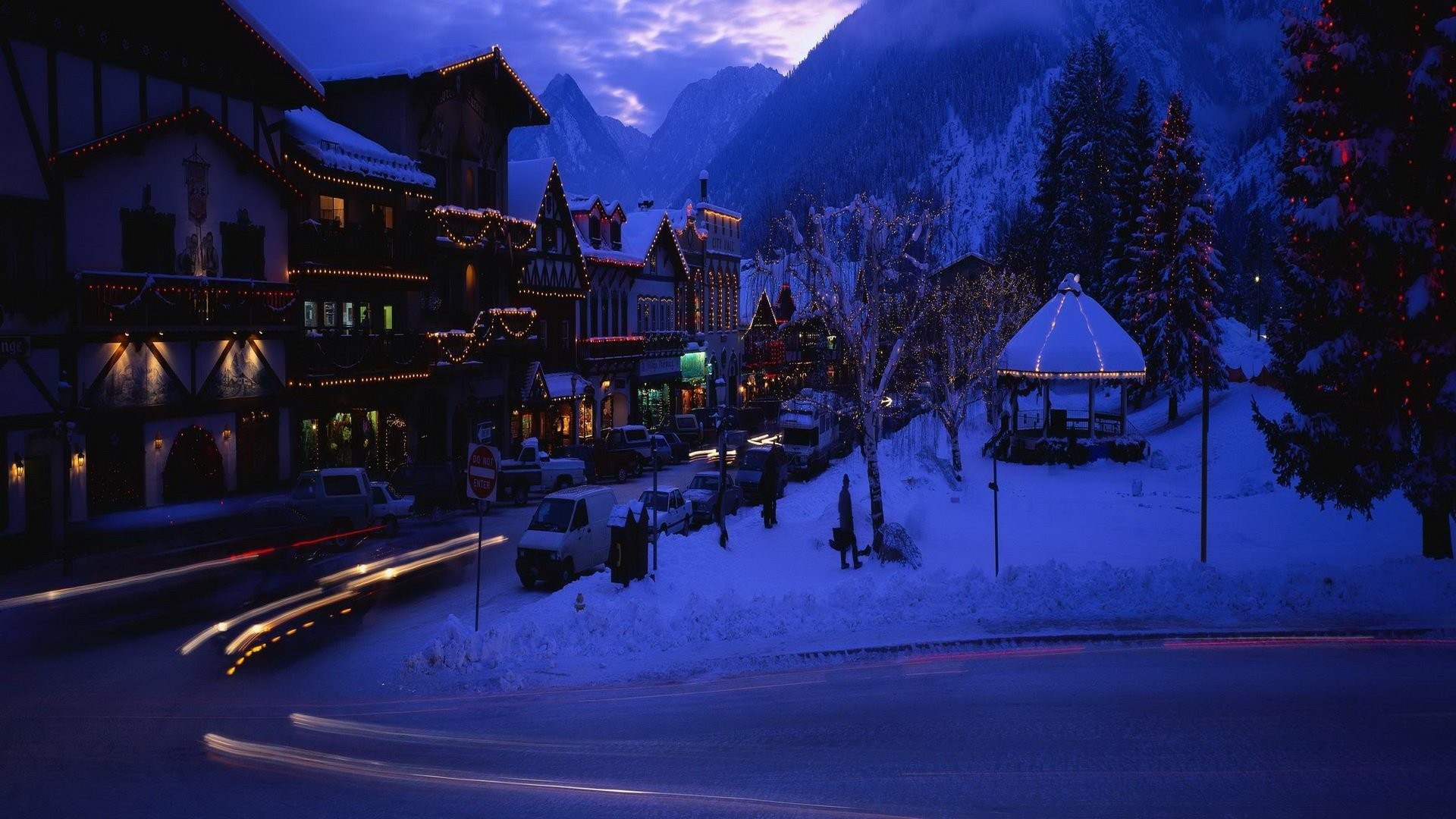 1920x1080 Small Mountain Town On Christmas Eve