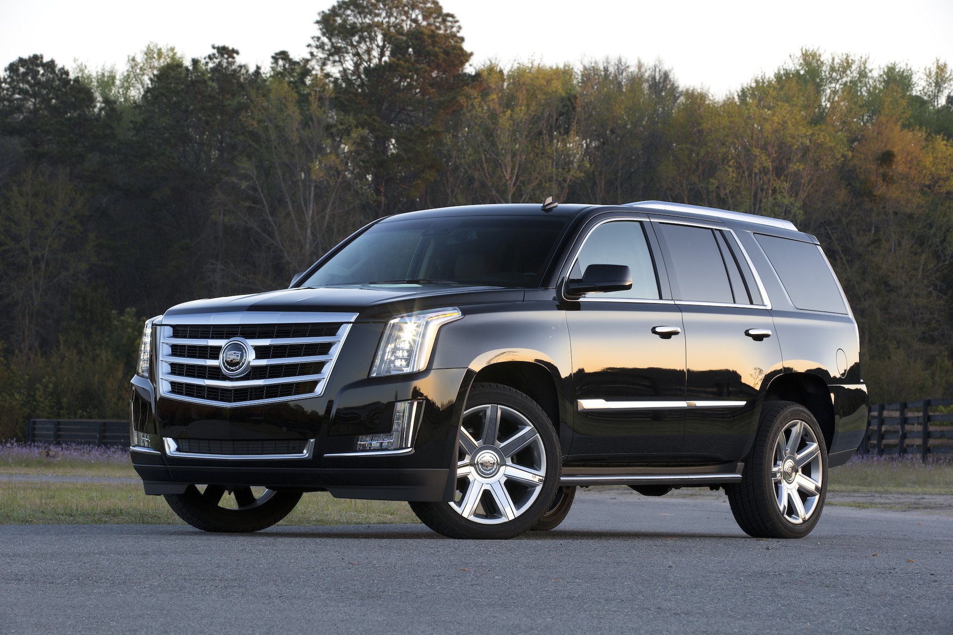 1920x1280 2015 Cadillac Escalade Wallpapers For Laptops