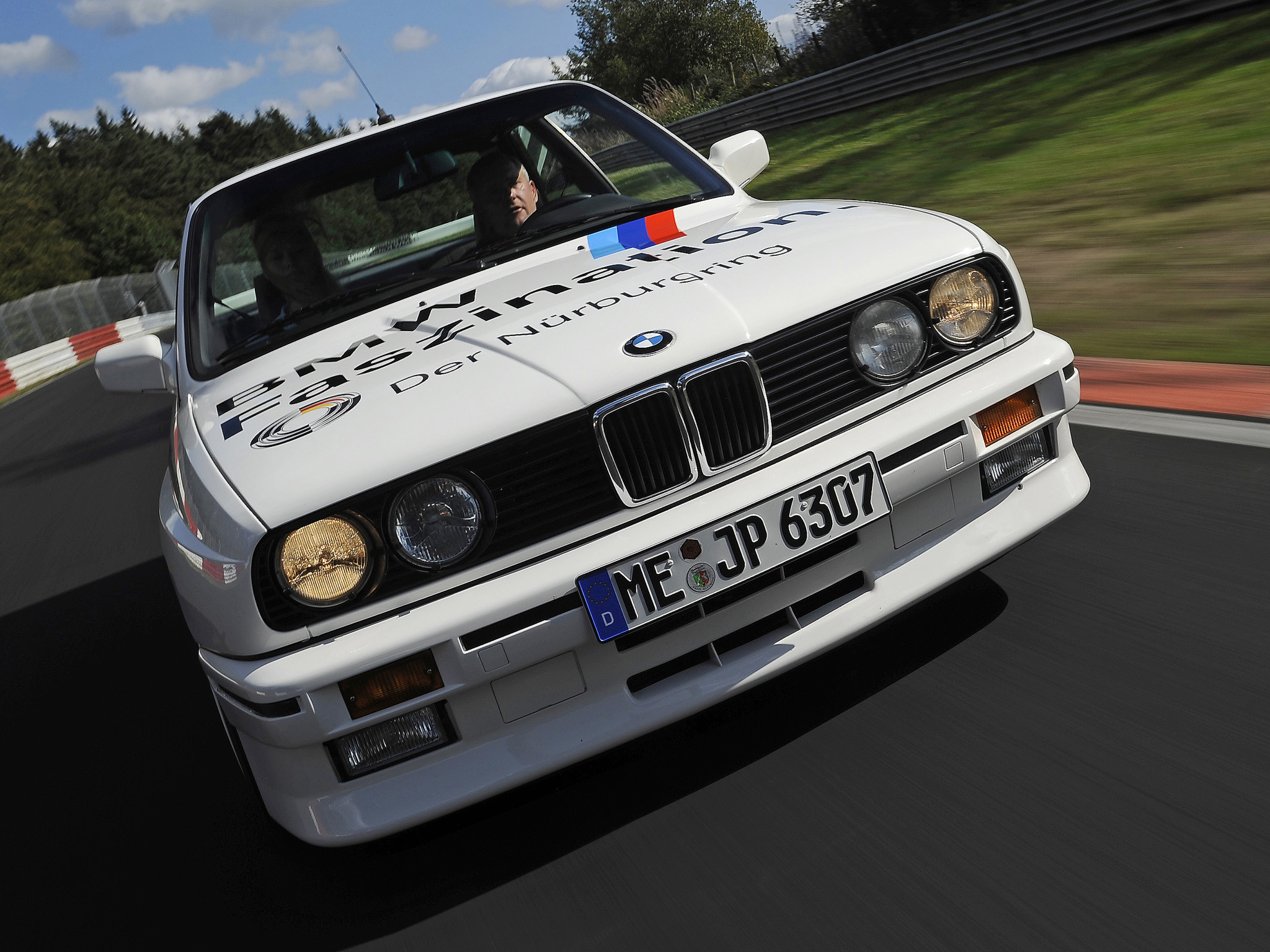 2048x1536 BMW M3 Coupe (E30) '1986–91 wallpaper