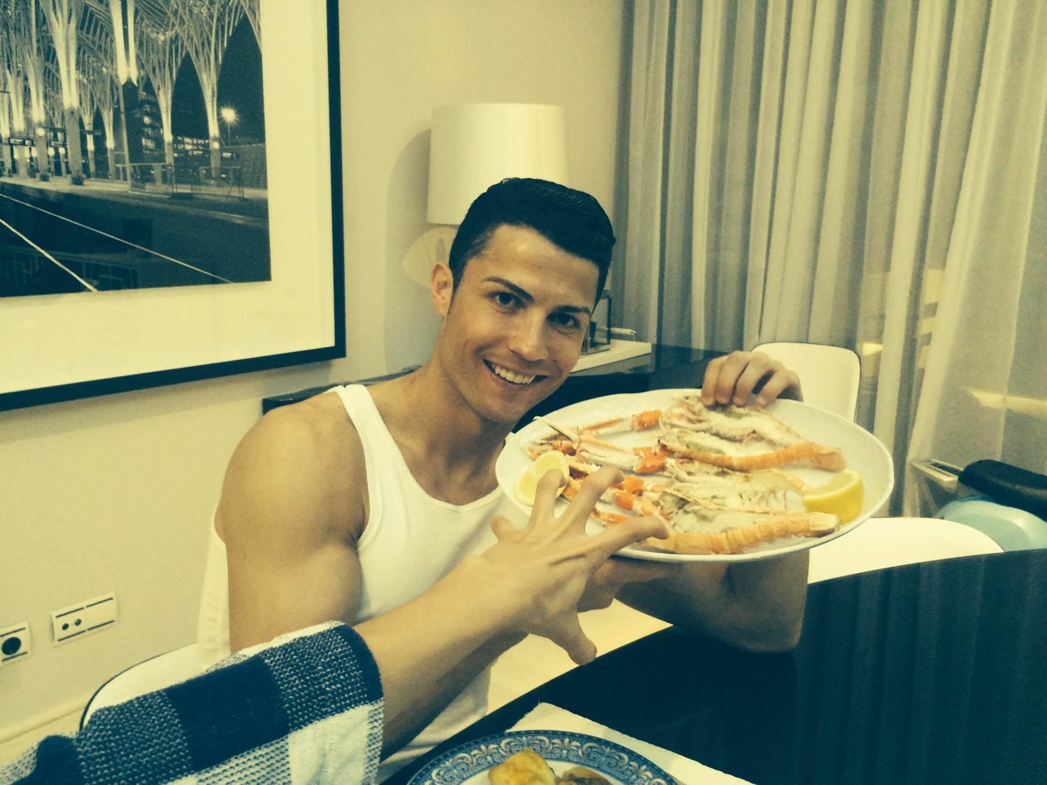 2048x1536 Dinner, drive and date with Cristiano Ronaldo (and Irina Shayk)