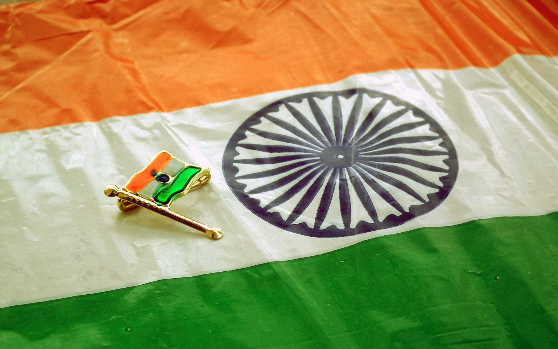 1920x1200 India Flag Badge