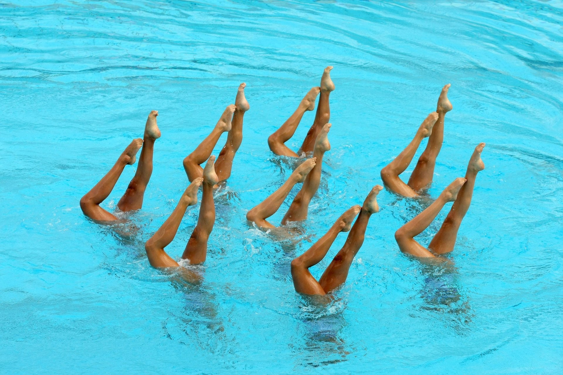 1920x1280 pool water swimming feet figure swimming water ballet synchronized swimming