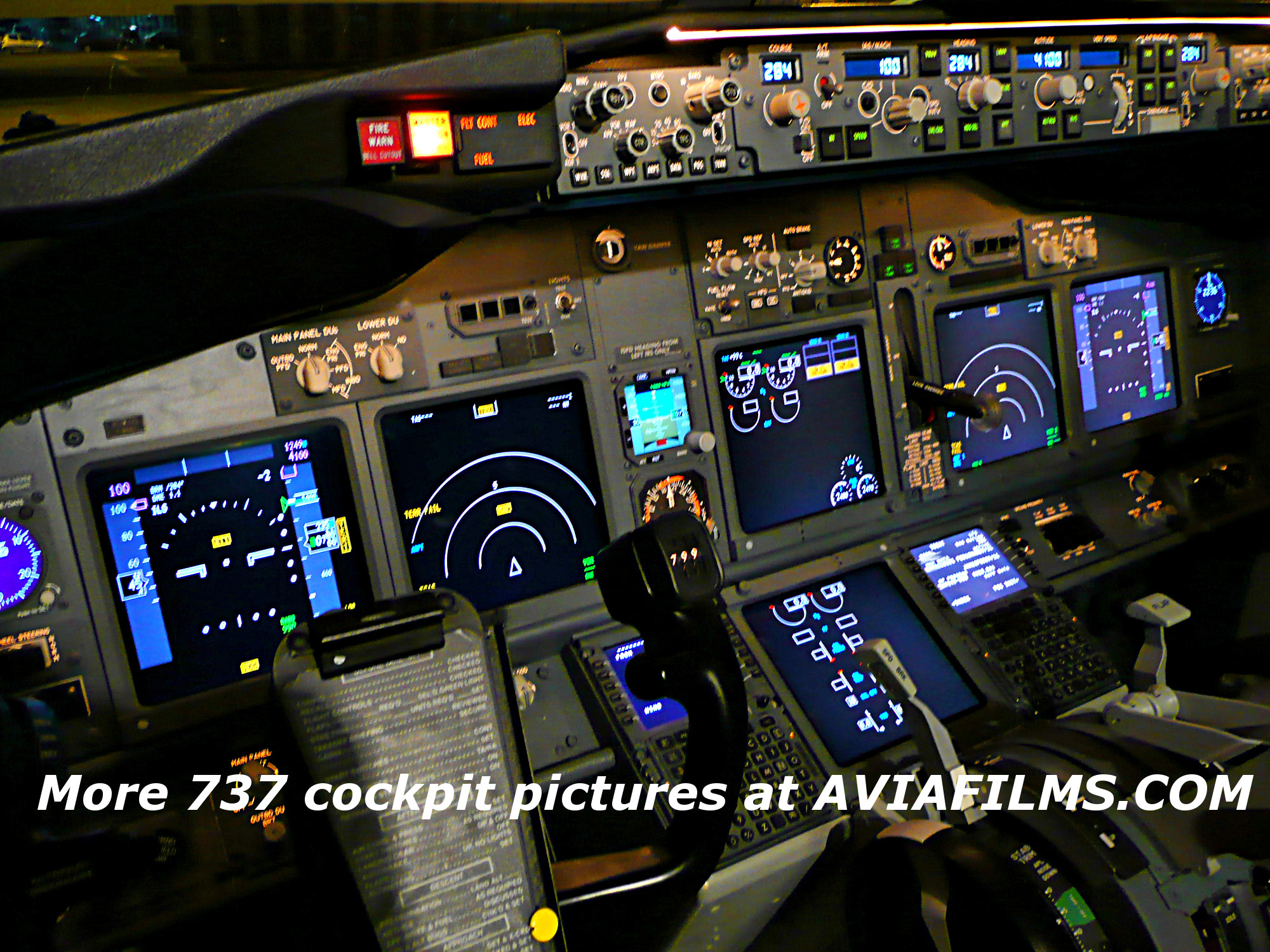 2000x1500 Boeing 737 Cockpit Wallpaper - WallpaperSafari