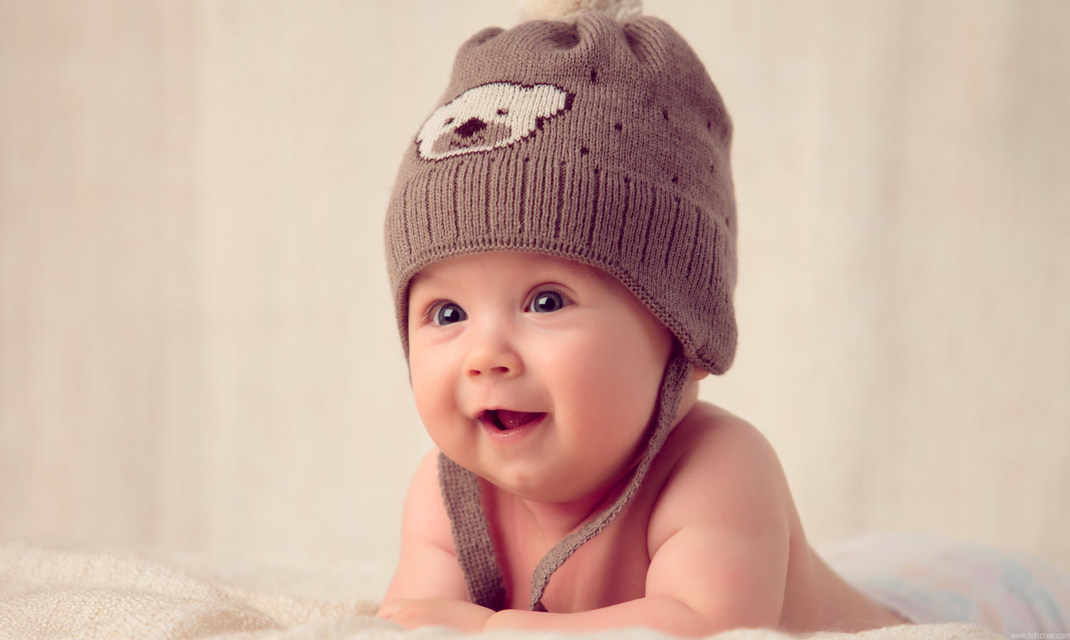3612x2160 download-cute-baby-with-hat-cap-wallpaper