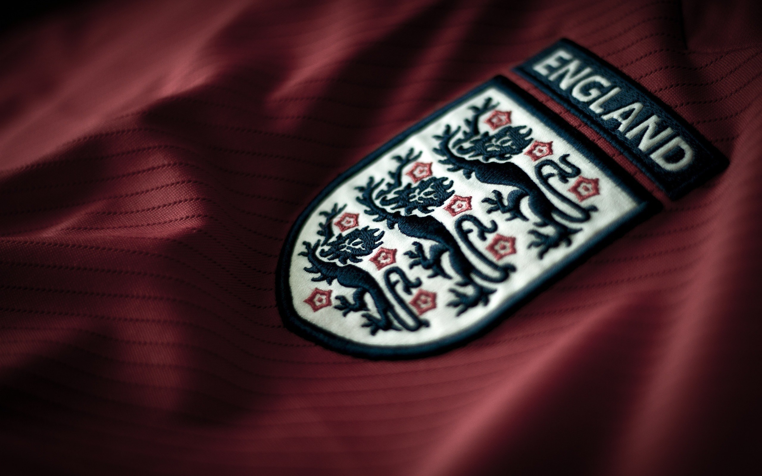 2560x1600 Closeup of England Soccer Team Shirt Badge wallpaper