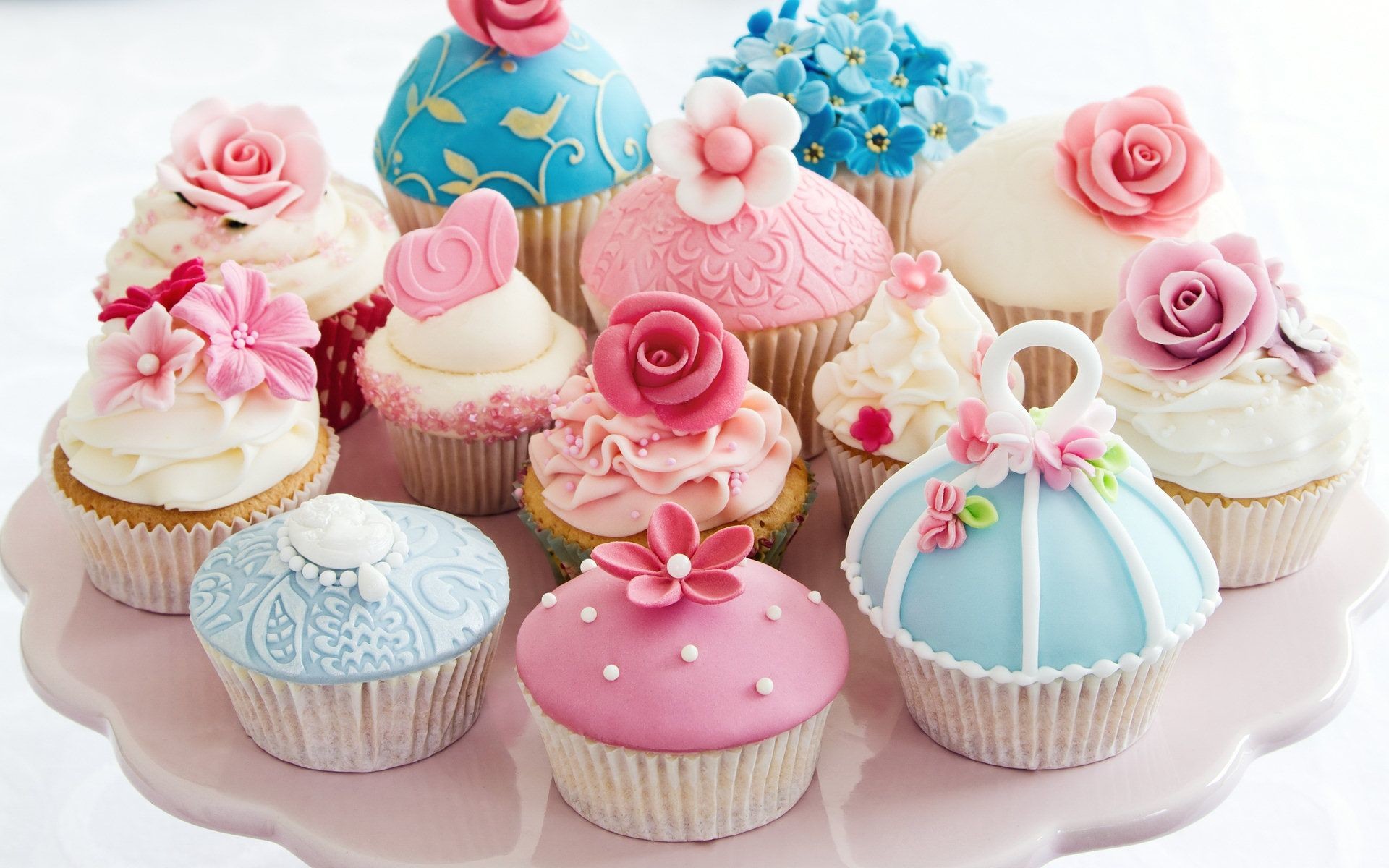 1920x1200 Pink cupcakes