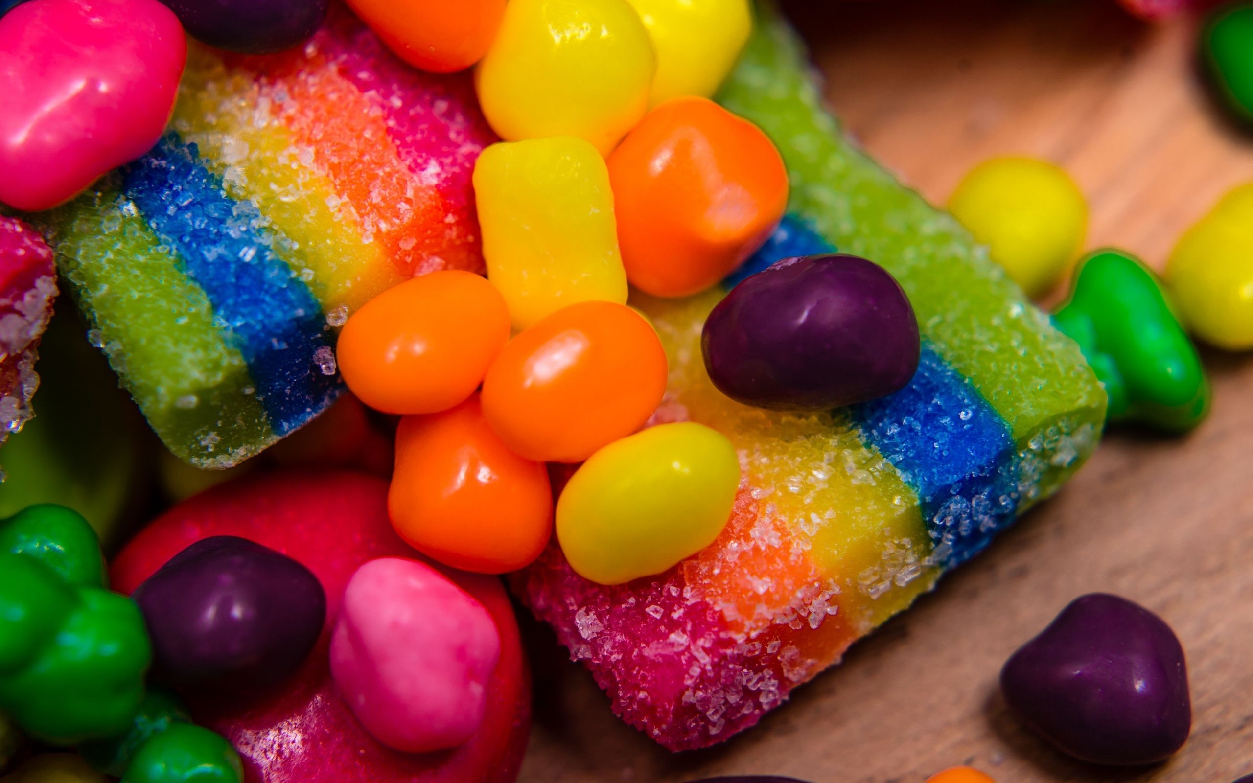 2560x1600 Candy Wallpaper Group with items