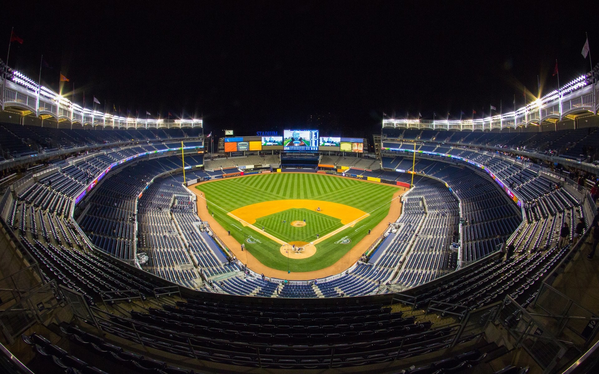 1920x1200 Toronto Blue Jays at New York Yankees. Yankee Stadium Bronx, US - NY  September 14th 2018.