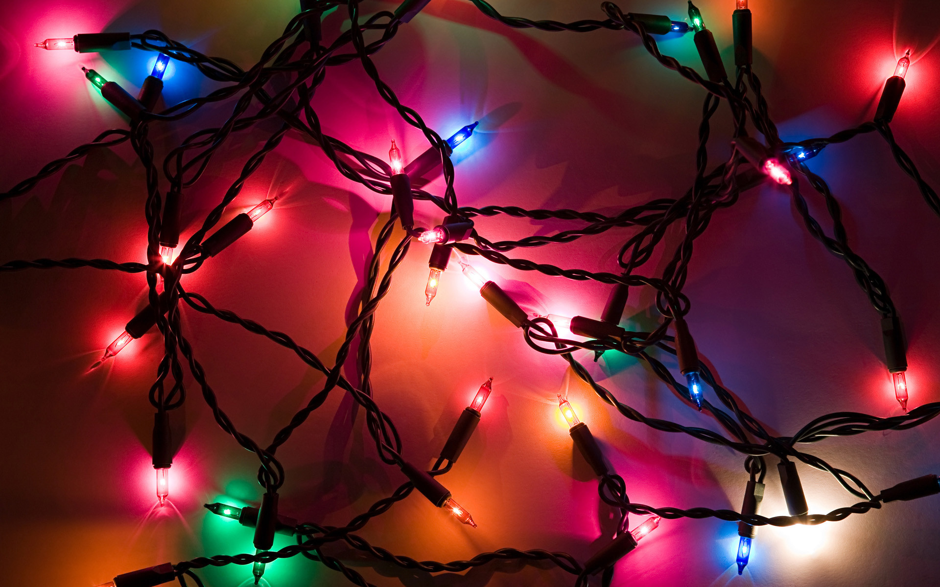 1920x1200 Collection of beautiful Christmas lights wallpapers. Let your favorite  desktop get lighted up with beautiful