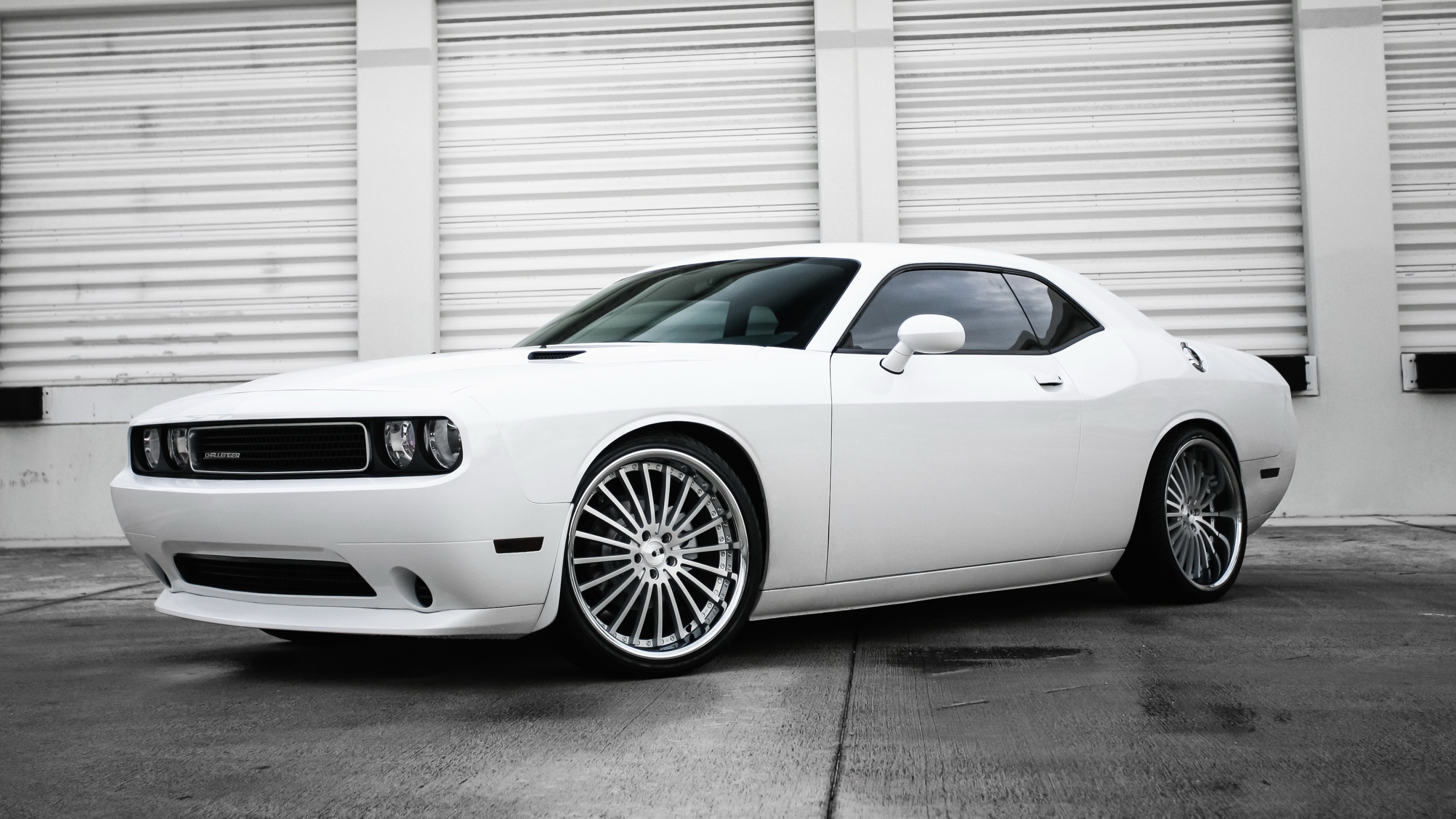 3840x2160 Preview wallpaper dodge, challenger, side view, white 