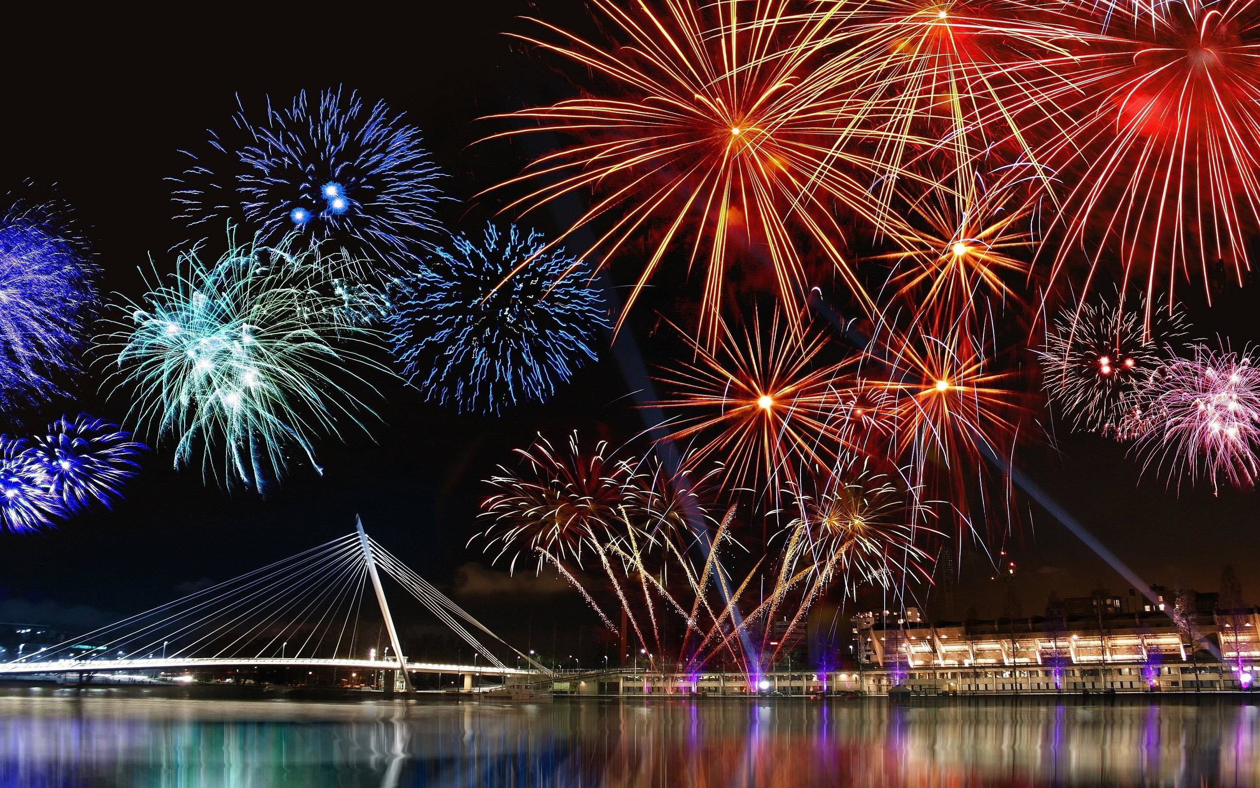 2592x1620 Tags:  Diwali Fireworks