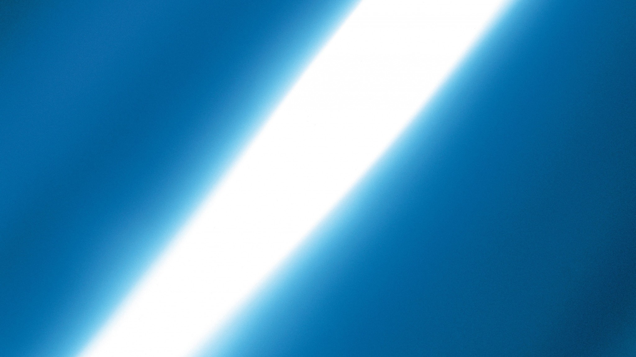 2048x1152 Preview wallpaper ray, line, light, blue, white 