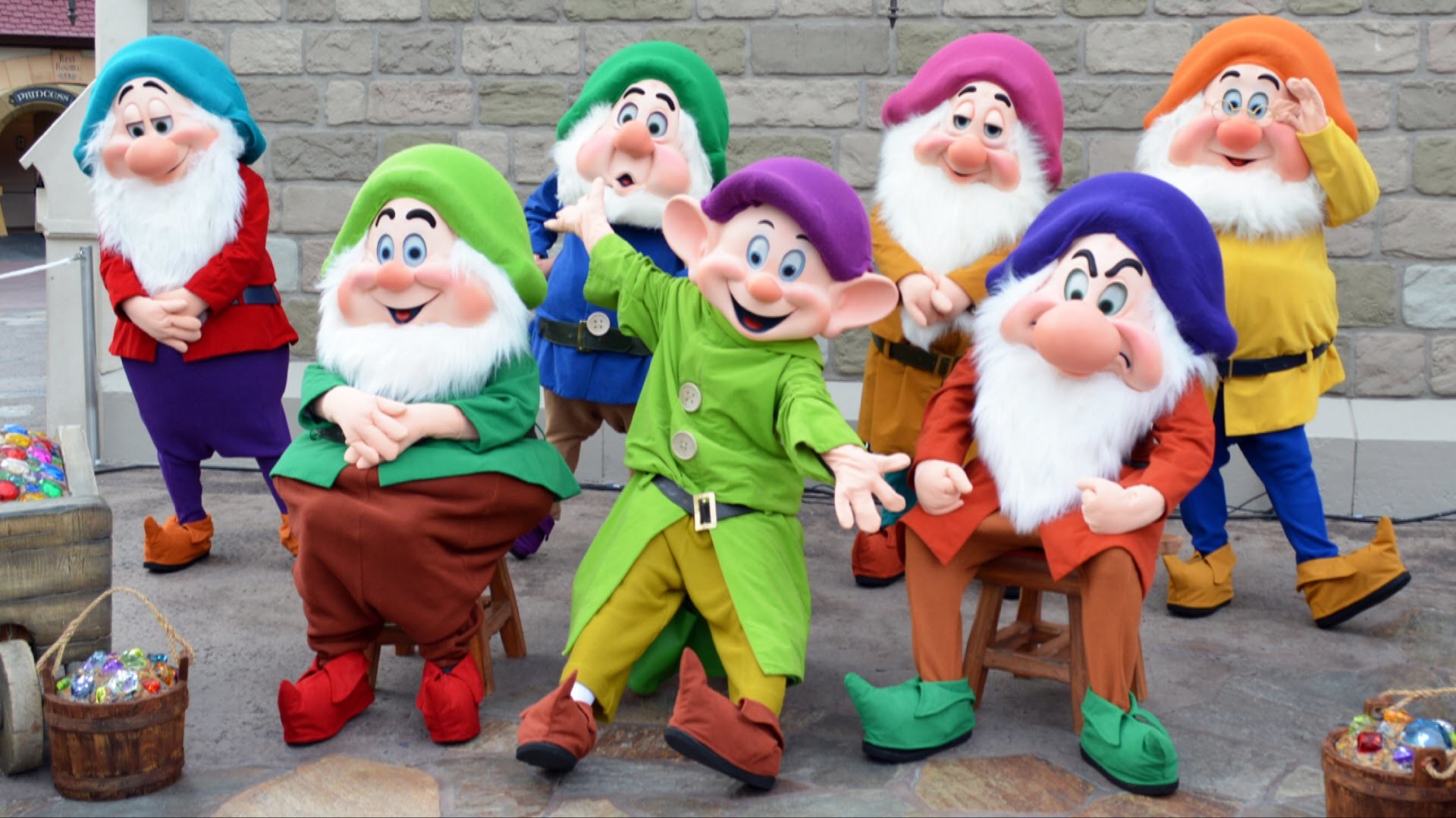 1920x1080 We Meet All Seven Dwarfs at Mickey's Not-So-Scary Halloween Party, Walt  Disney World - YouTube