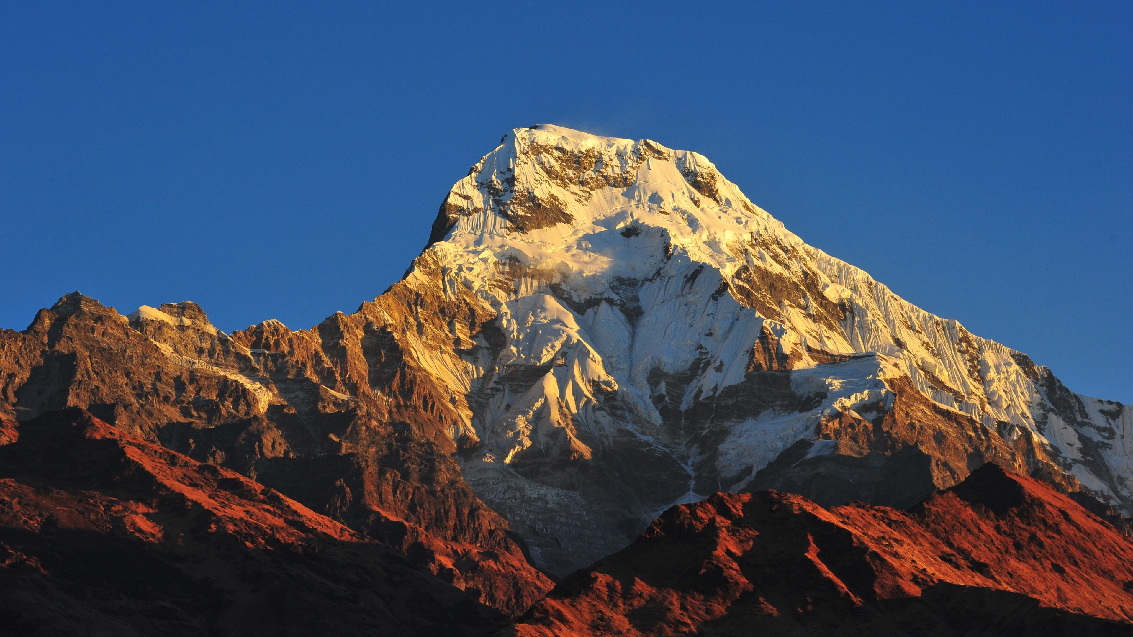 3840x2160 Annapurna Massif Mountain Range Nepal 4k