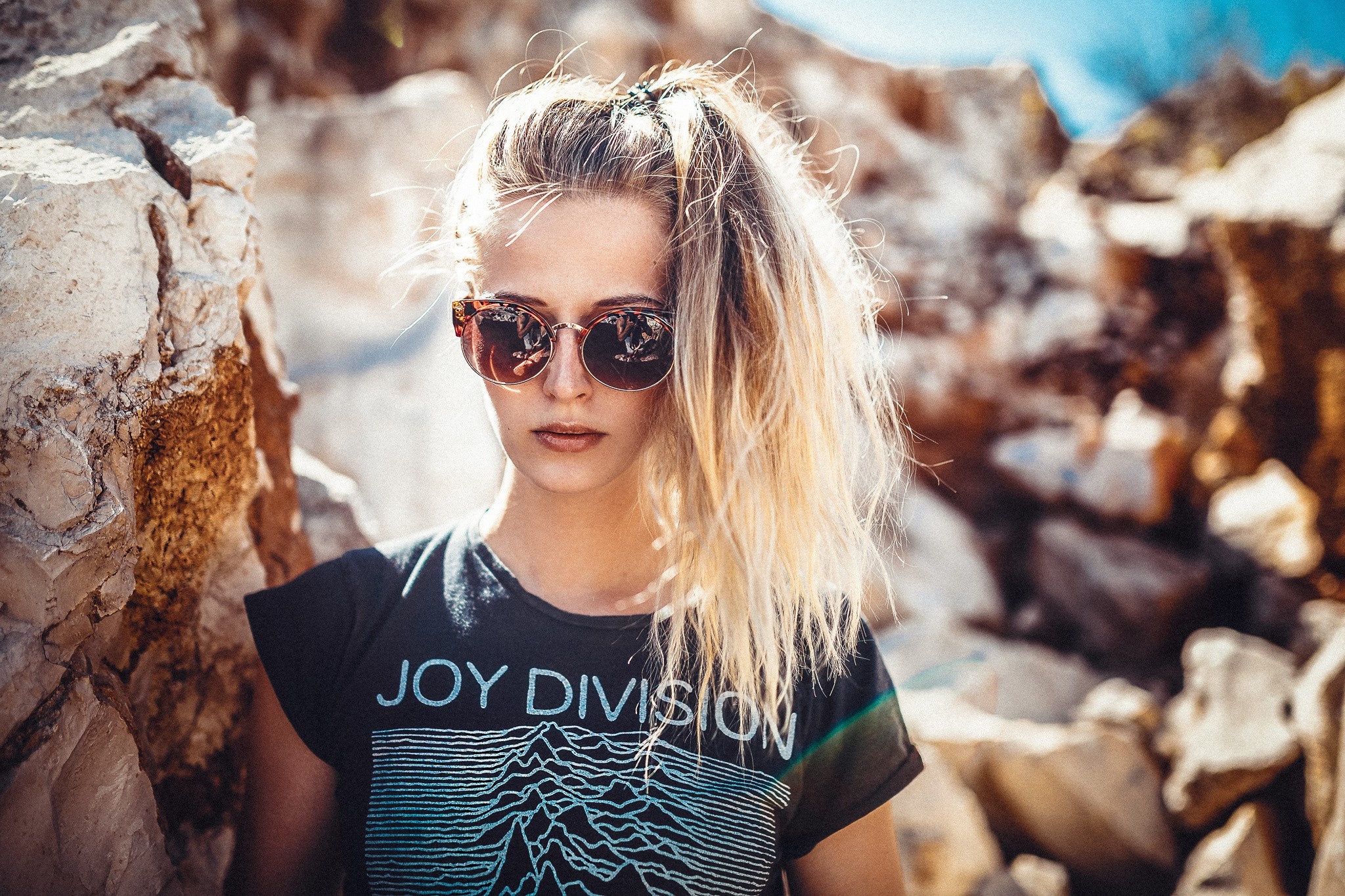2048x1365 women, Dirty Blonde, Sunglasses, Joy Division Wallpapers HD / Desktop and  Mobile Backgrounds