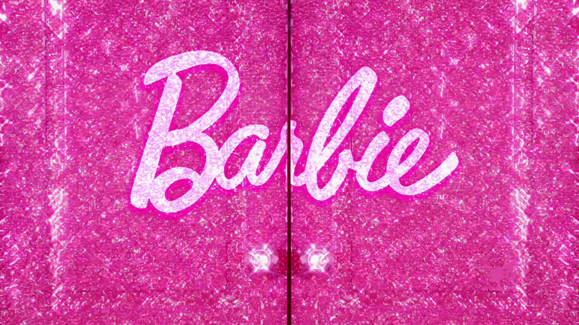 1920x1080 Barbie-Door-Closet.jpg