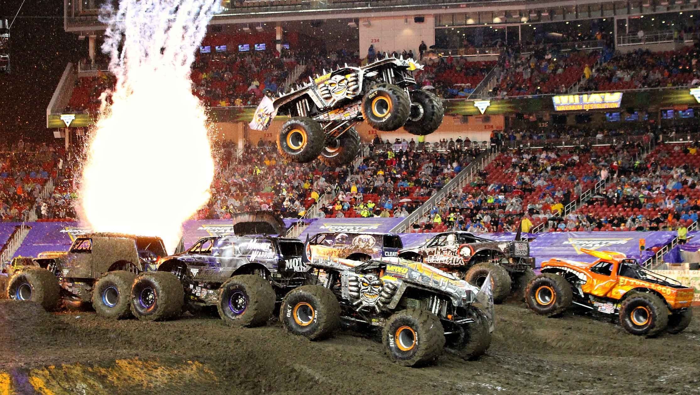 2230x1260 Amazing Monster Jam Pictures & Backgrounds
