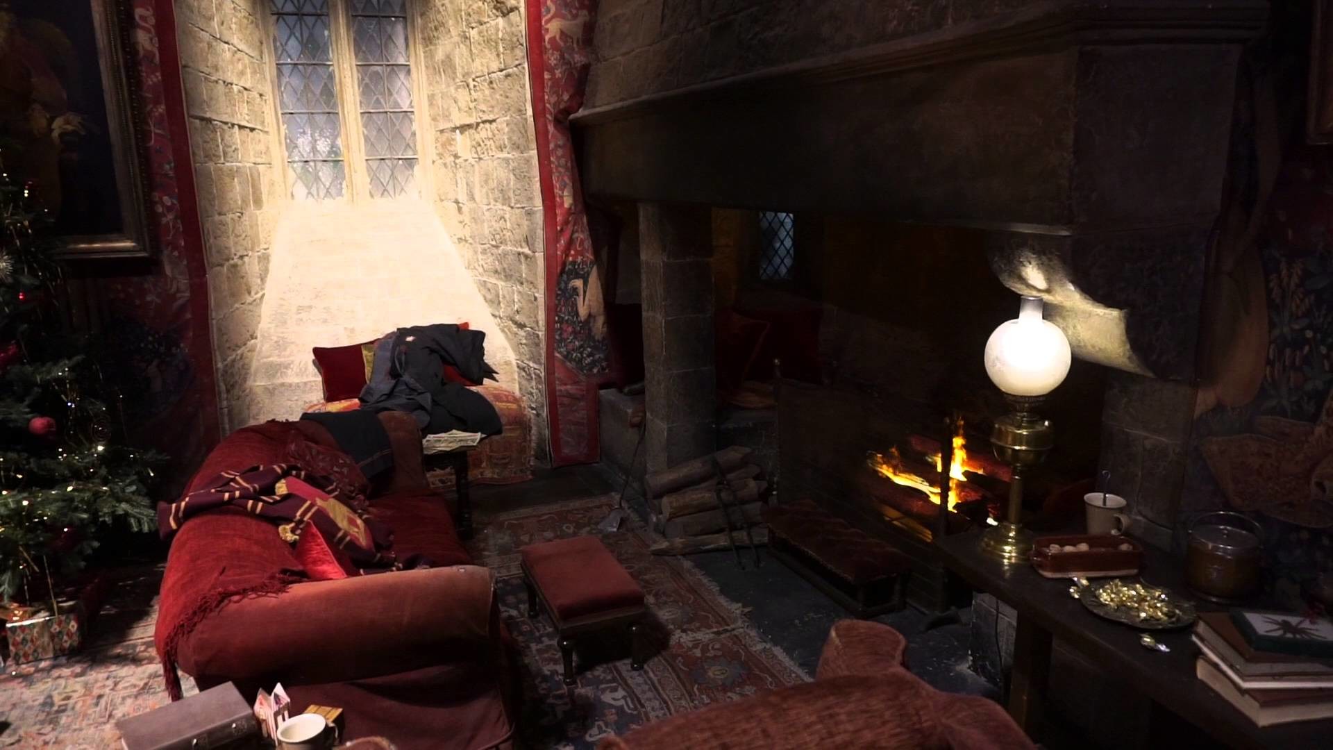1920x1080 Harry Potter Studios, Gryffindor Common Room Fire, HD Sony A6000