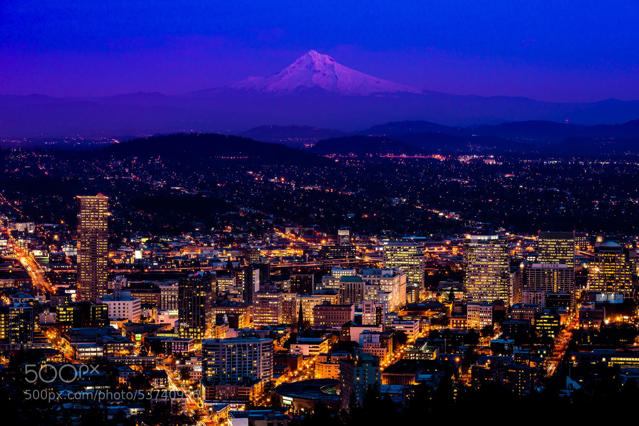 2048x1367 Portland Oregon Skyline Beautiful Scenery Photography 