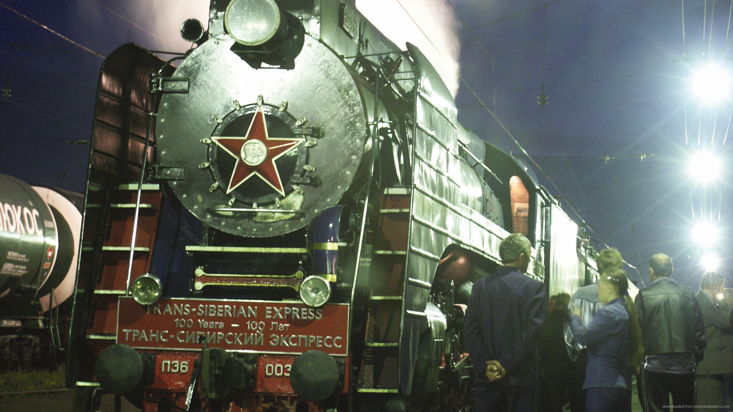 2560x1440 Soviet Train for 