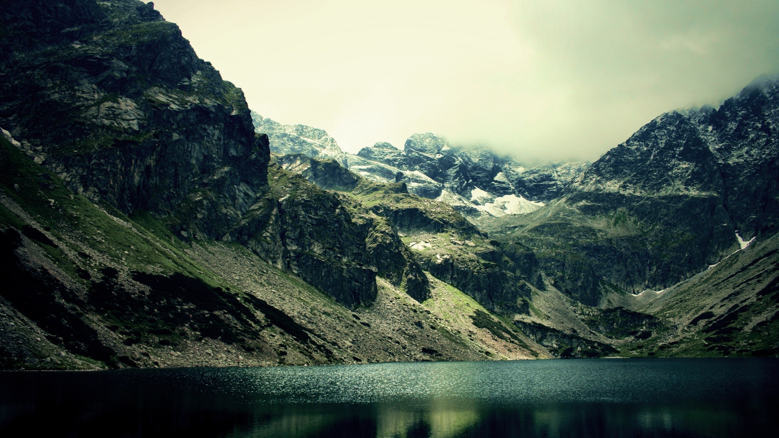 2560x1440 wallpaper.wiki-Dark-Mountain-Lake-2560-x-1440-