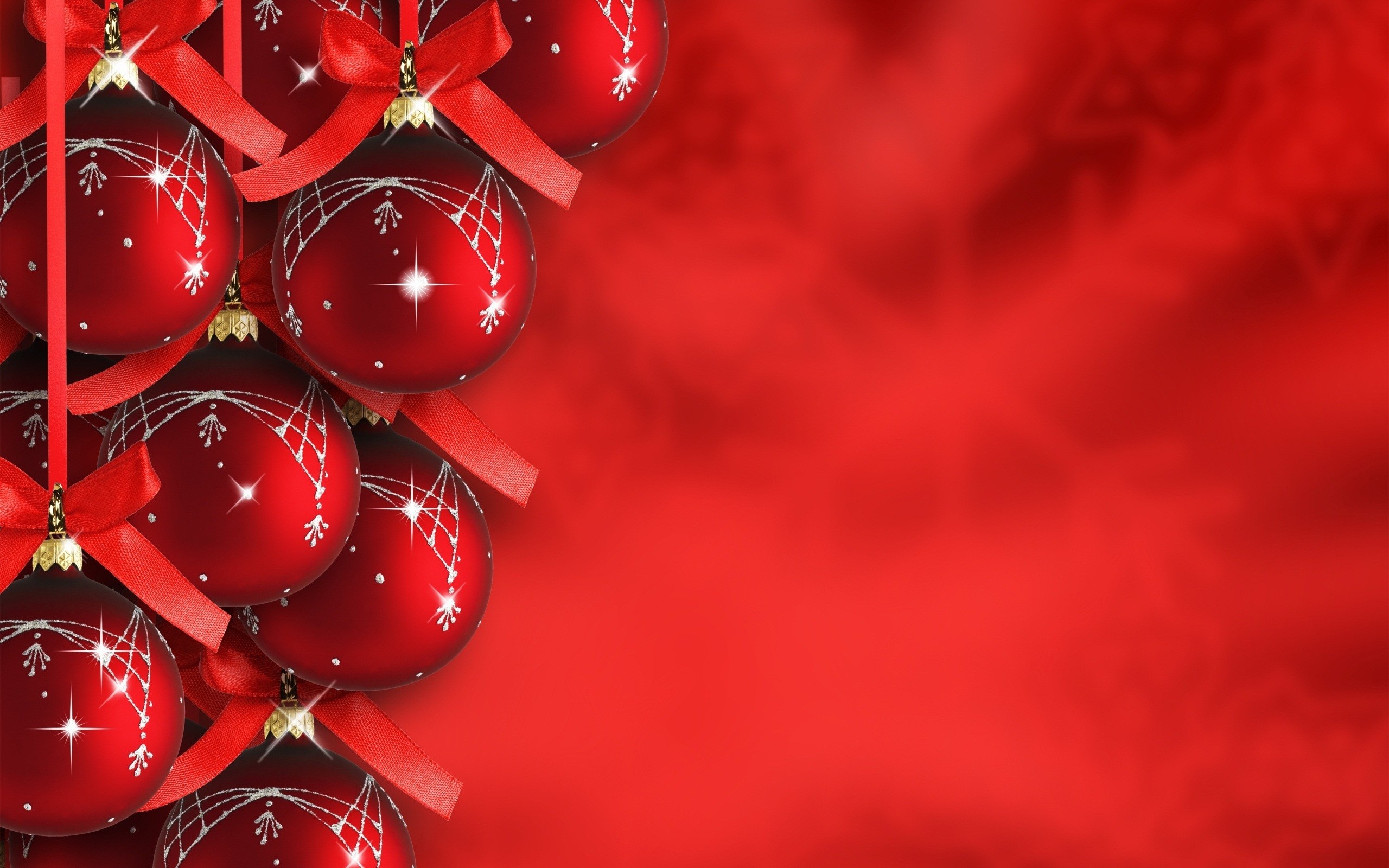 2560x1600 Red Christmas balls Wallpaper 2 - 2560 X 1600