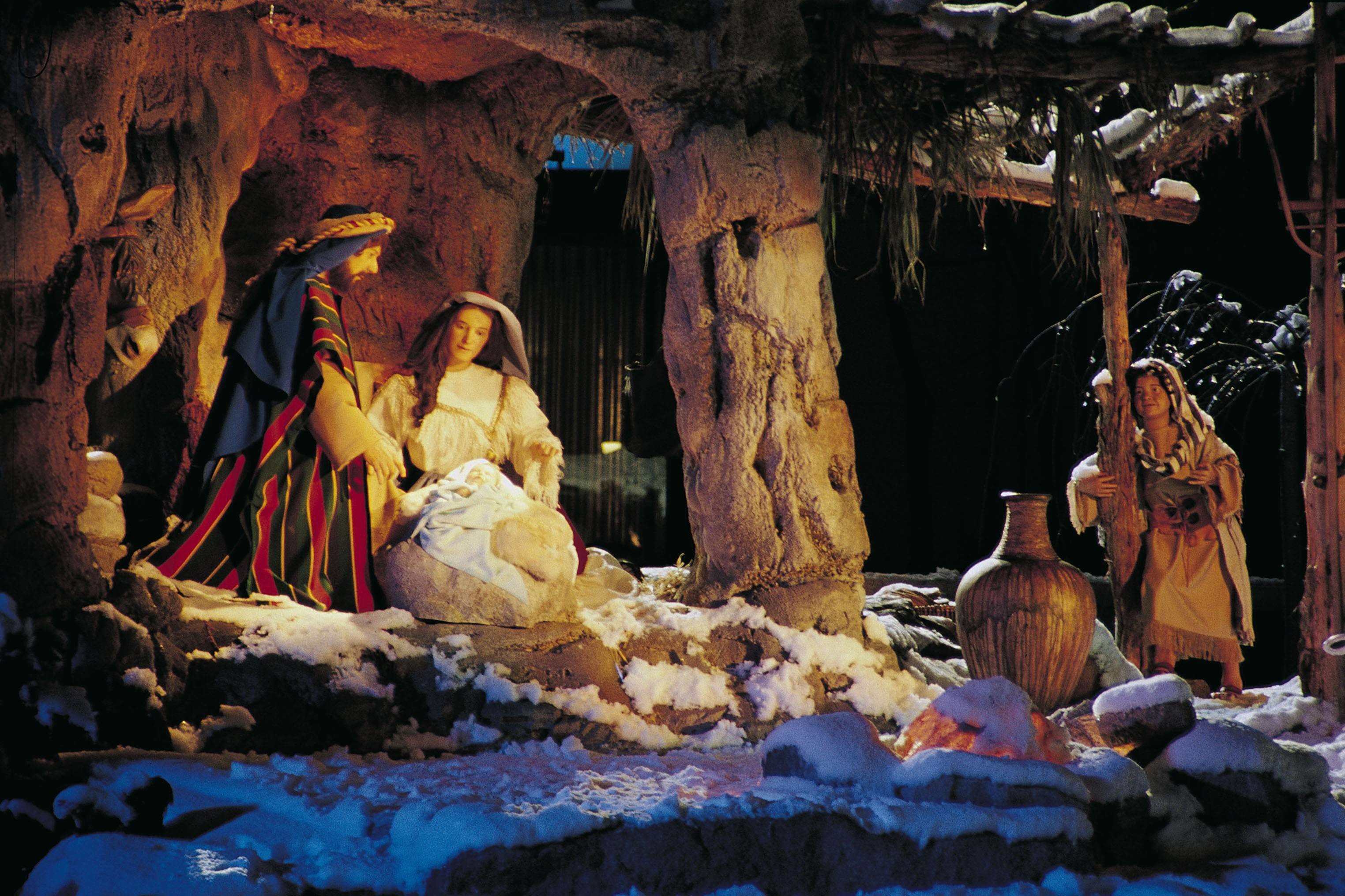 3048x2031 christmas nativity scene