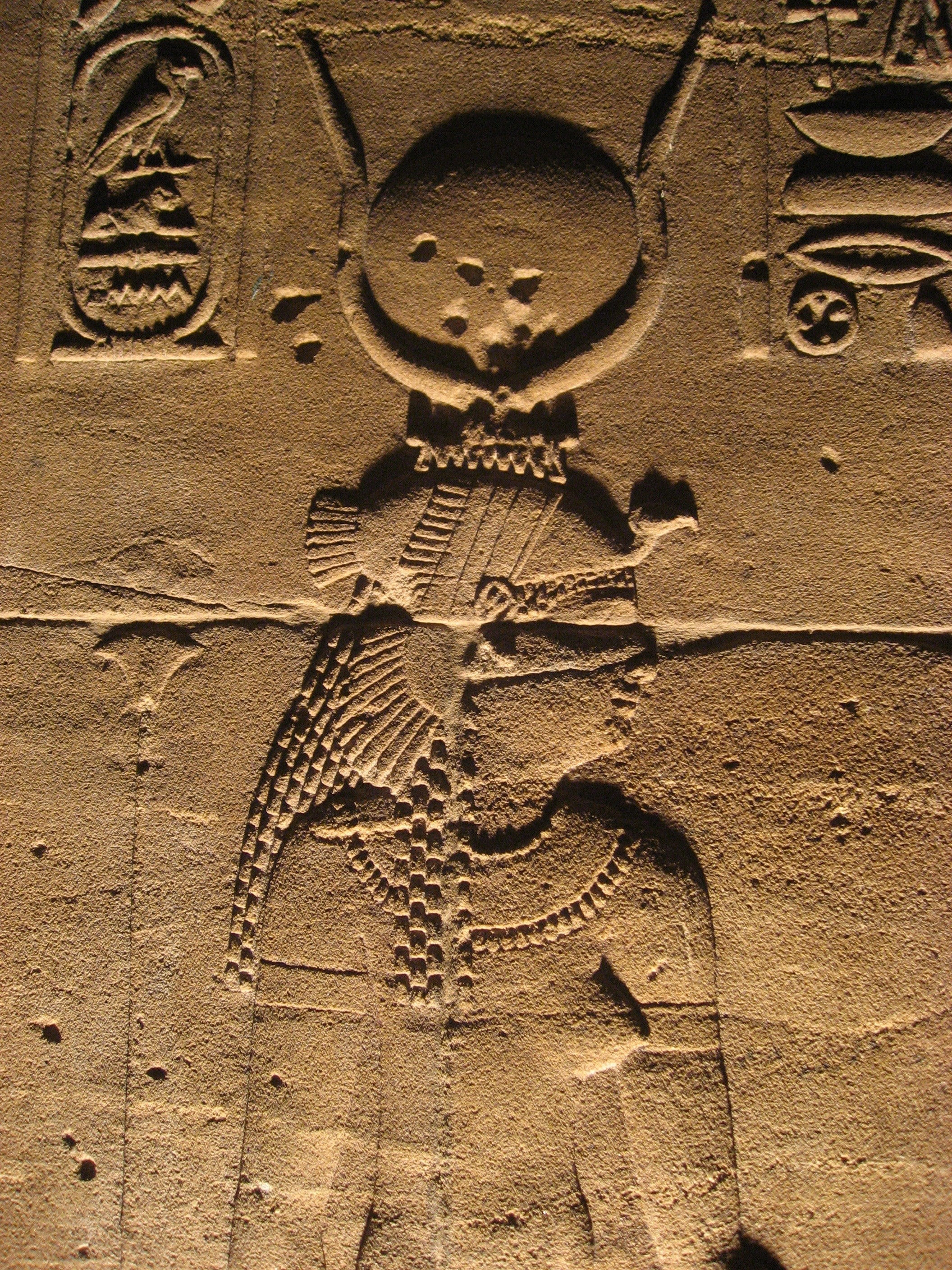 2112x2816 pharaoh engrave