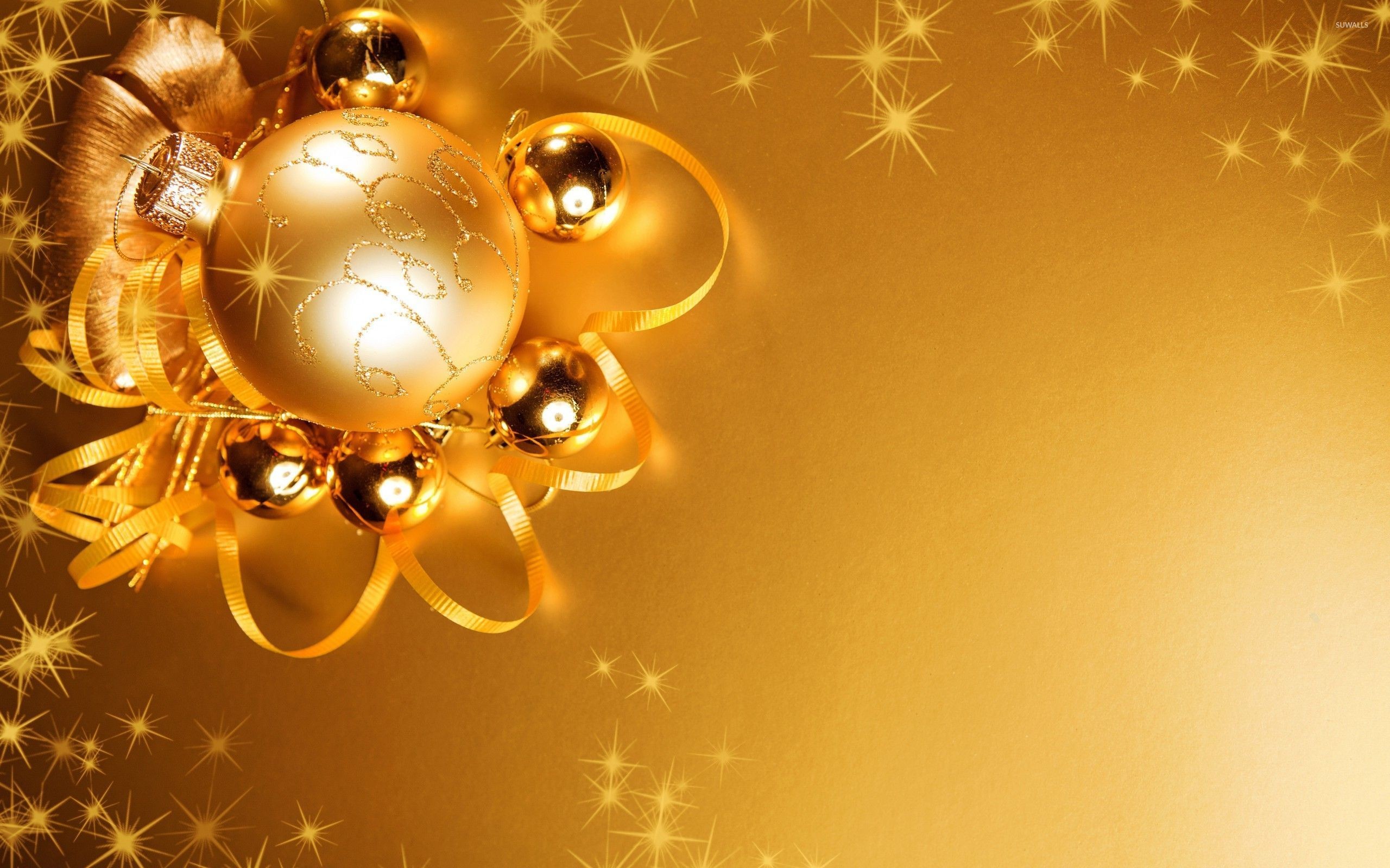2560x1600 Lights reflecting in the golden Christmas decorations wallpaper   jpg