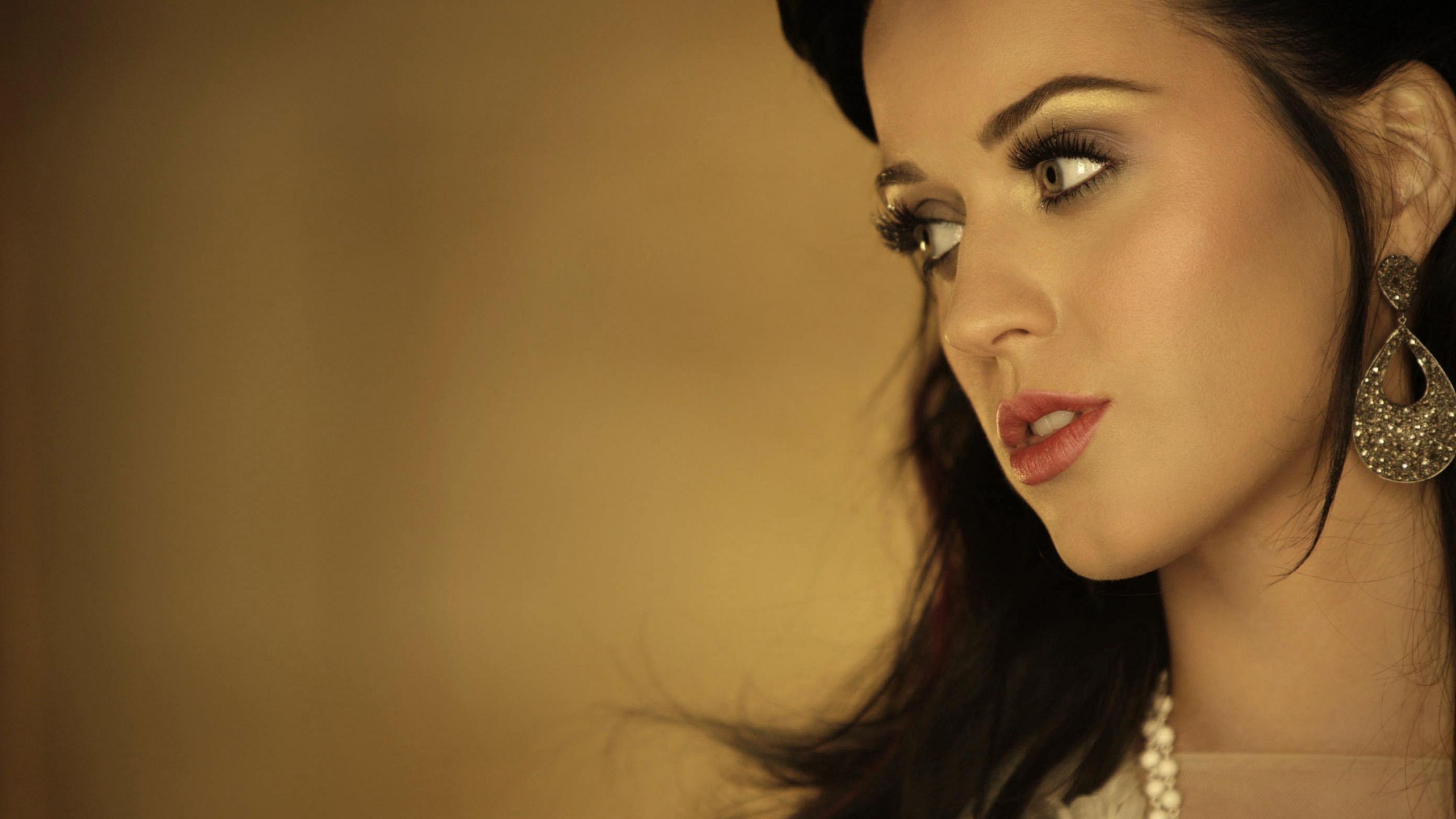 3840x2160 Preview wallpaper katy perry, girl, singer, look 