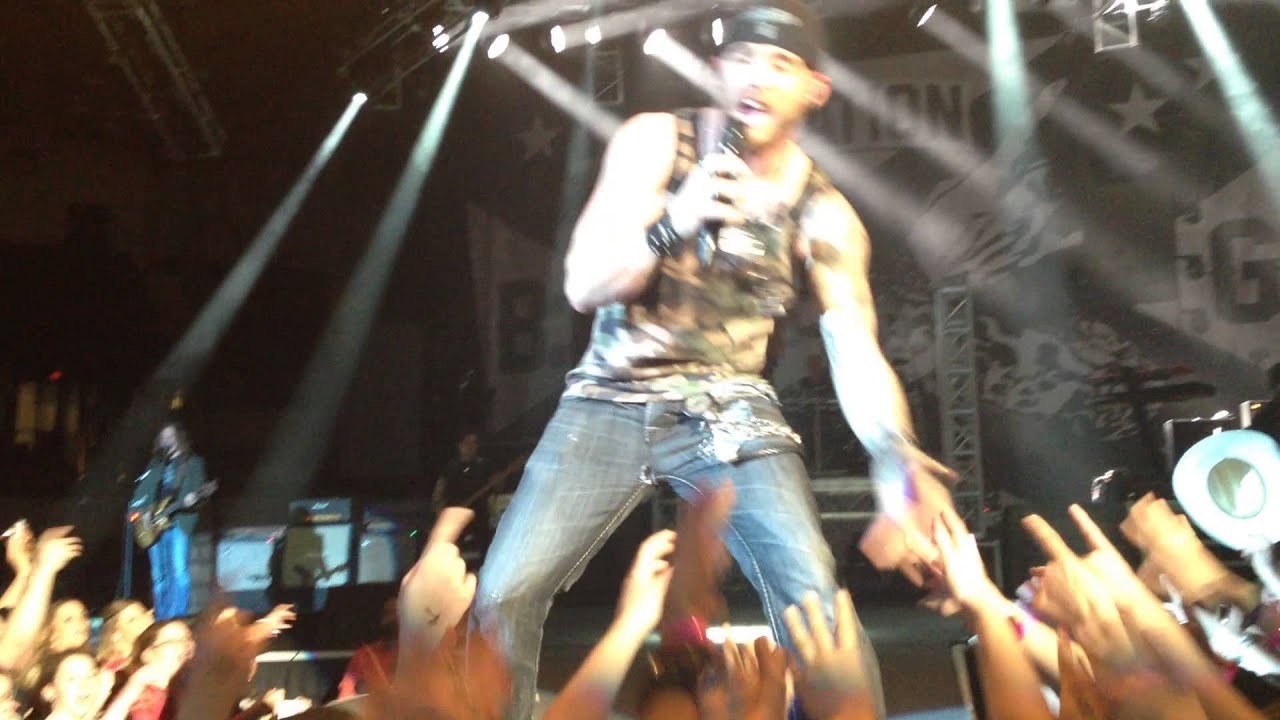 1920x1080 Brantley Gilbert - Country Must Be Country Wide