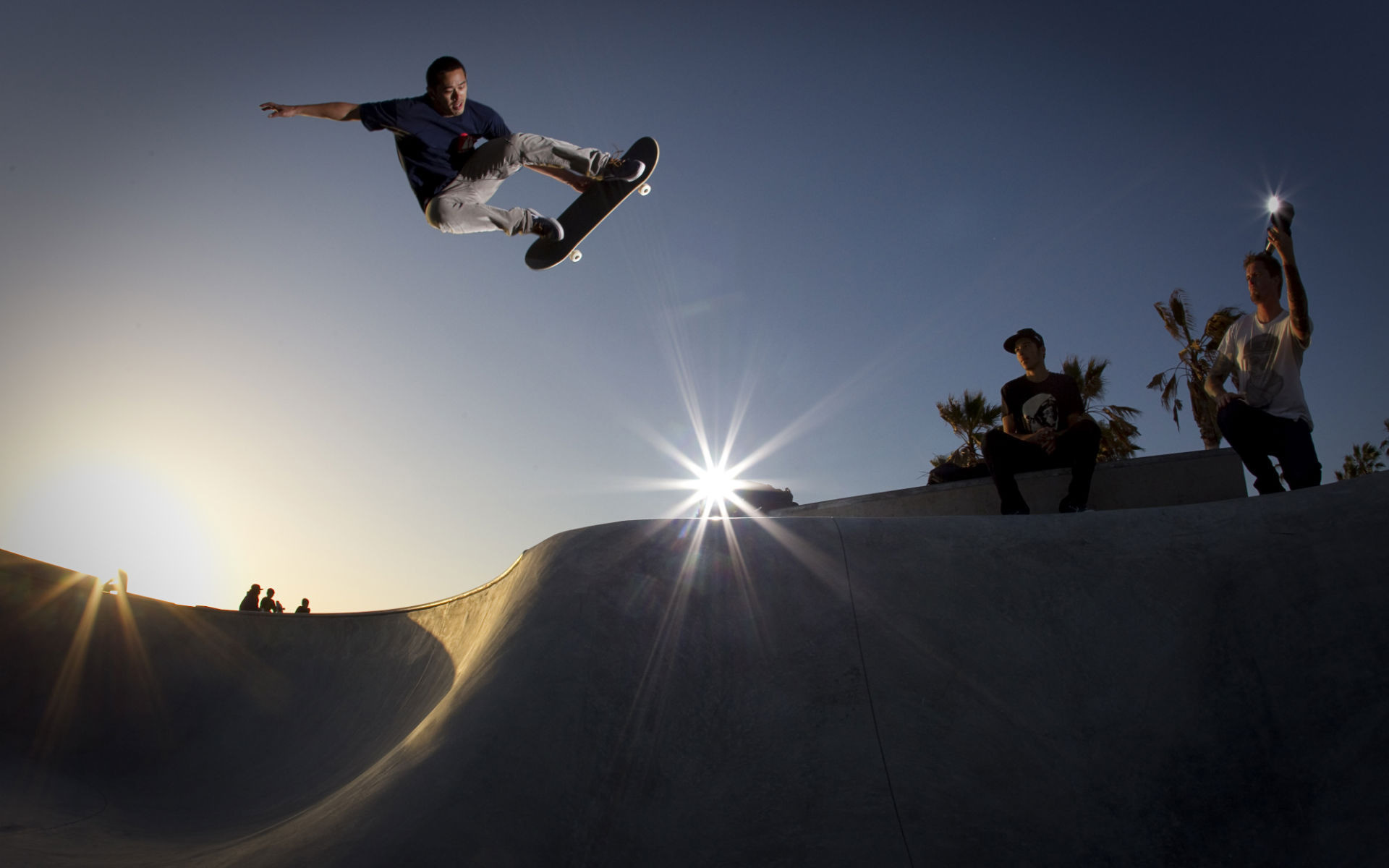 1920x1200 Men Having a Great Time in Skateboarding, Lights Are Turned on to Continue  with the Play – HD Skateboarding Wallpaper